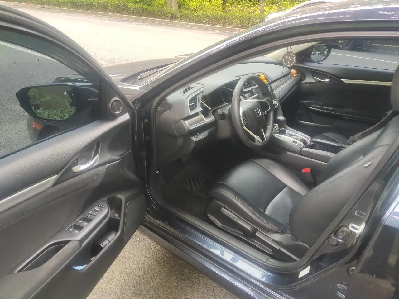 Honda Civic 2019 220TURBO CVT Dynamic Edition China V — миниатюра 16