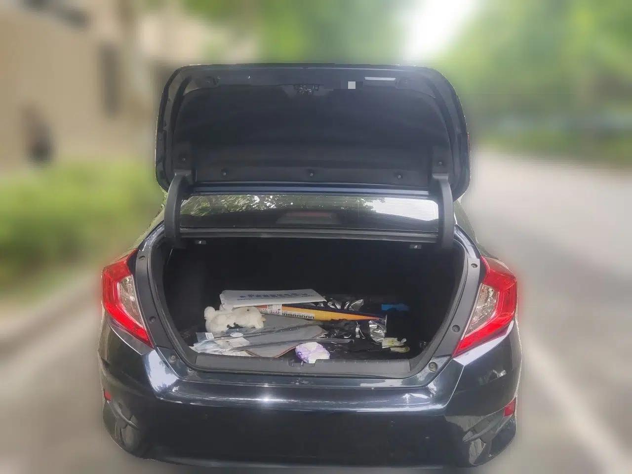 Honda Civic 2019 220TURBO CVT Dynamic Edition China V — миниатюра 19