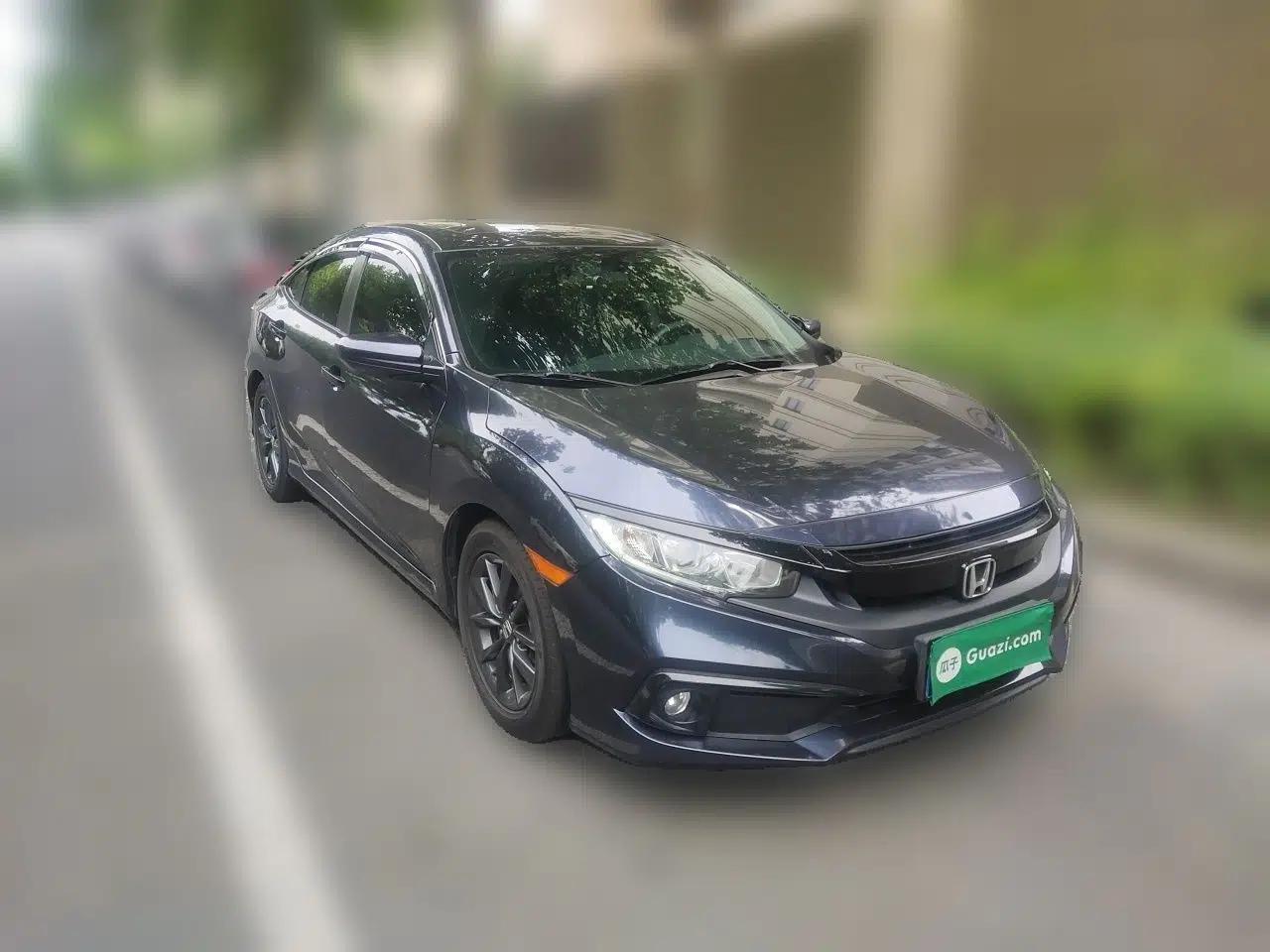Honda Civic 2019 220TURBO CVT Dynamic Edition China V — миниатюра 3