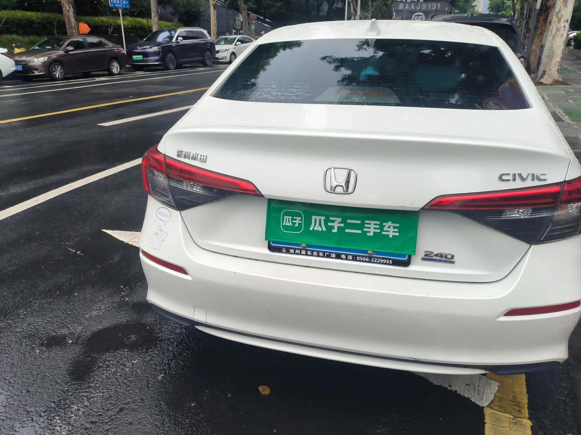Honda Civic 2022 240TURBO CVT Dynamic Edition — миниатюра 3
