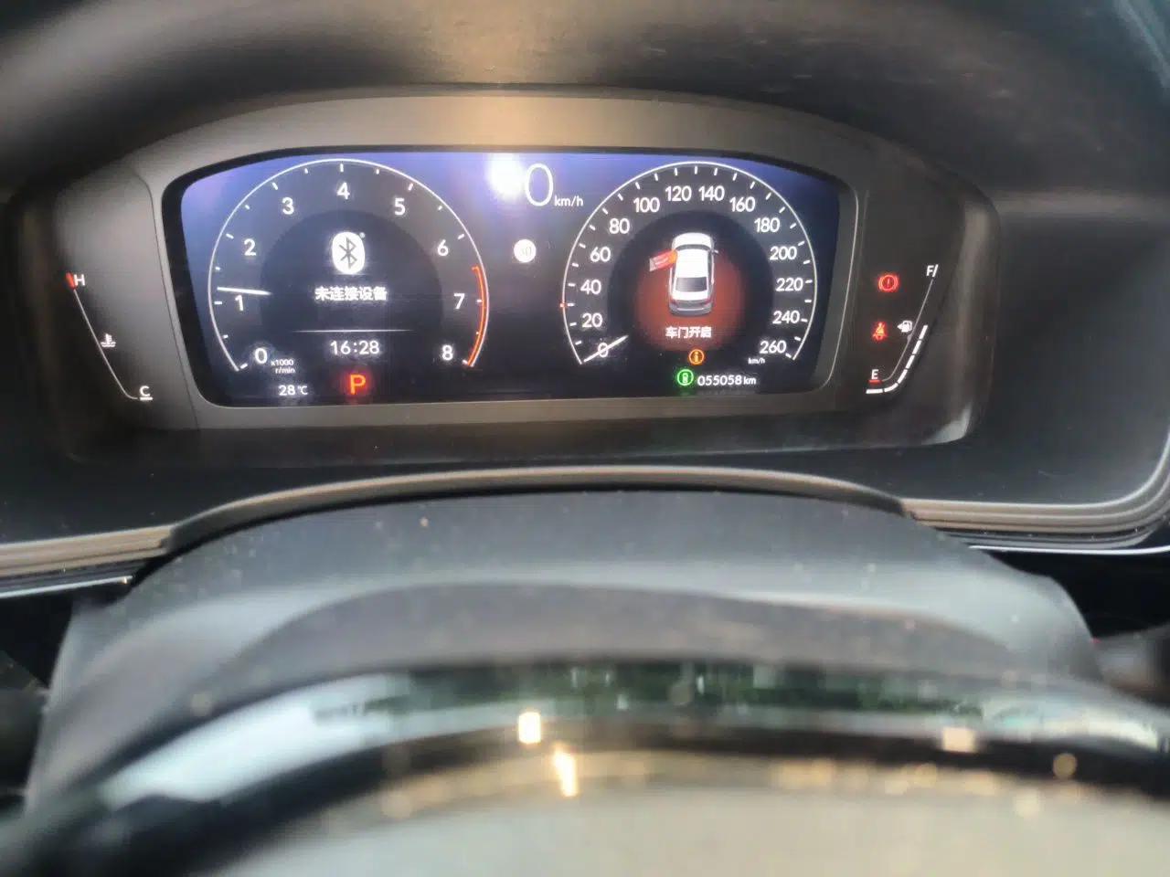 Honda Civic 2022 240TURBO CVT Dynamic Edition — миниатюра 9