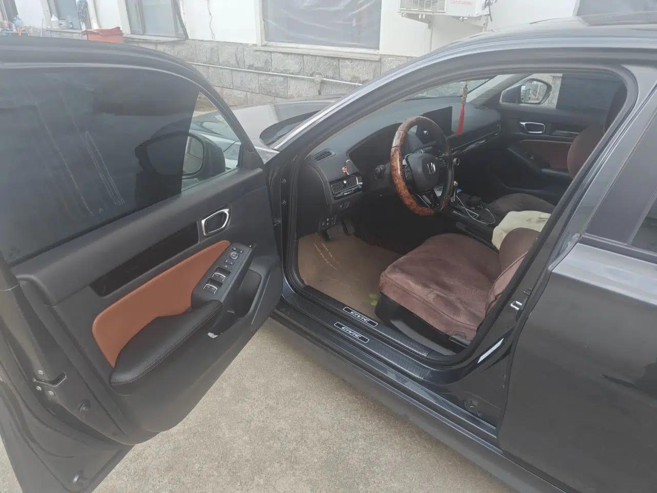Honda Civic 2022 240TURBO CVT Dynamic Edition — миниатюра 16