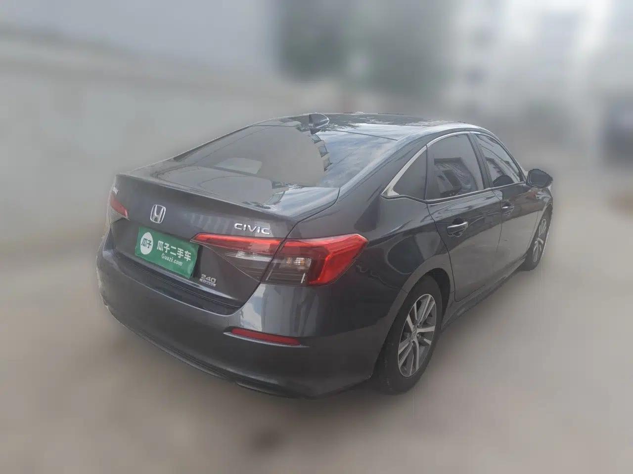 Honda Civic 2022 240TURBO CVT Dynamic Edition — миниатюра 6