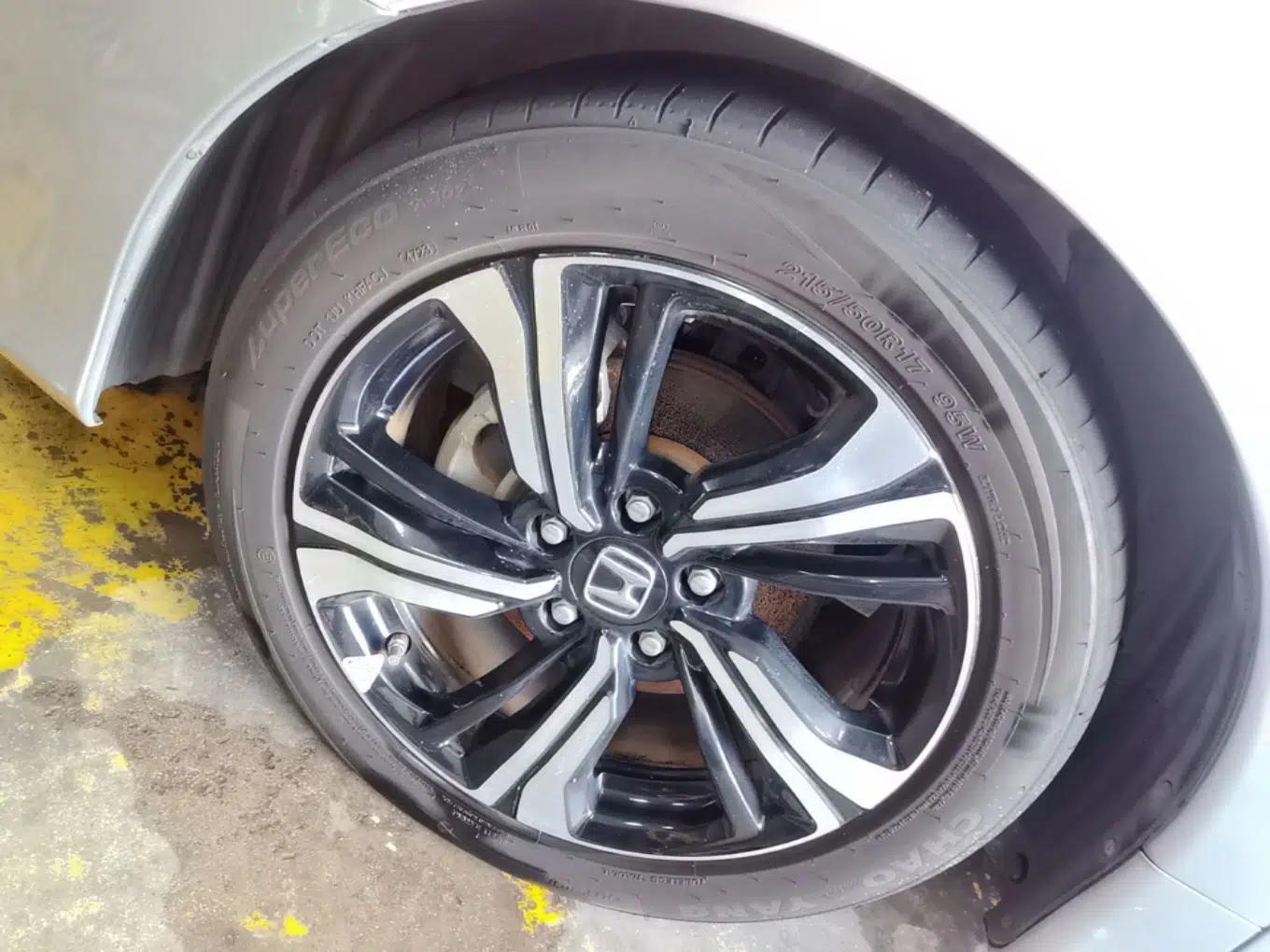 Honda Civic 2016 220TURBO CVT Prestige Edition — миниатюра 13