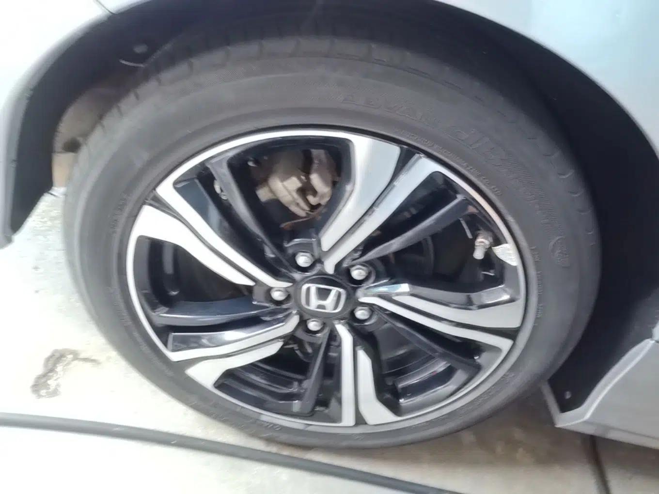 Honda Civic 2016 220TURBO CVT Prestige Edition — миниатюра 14