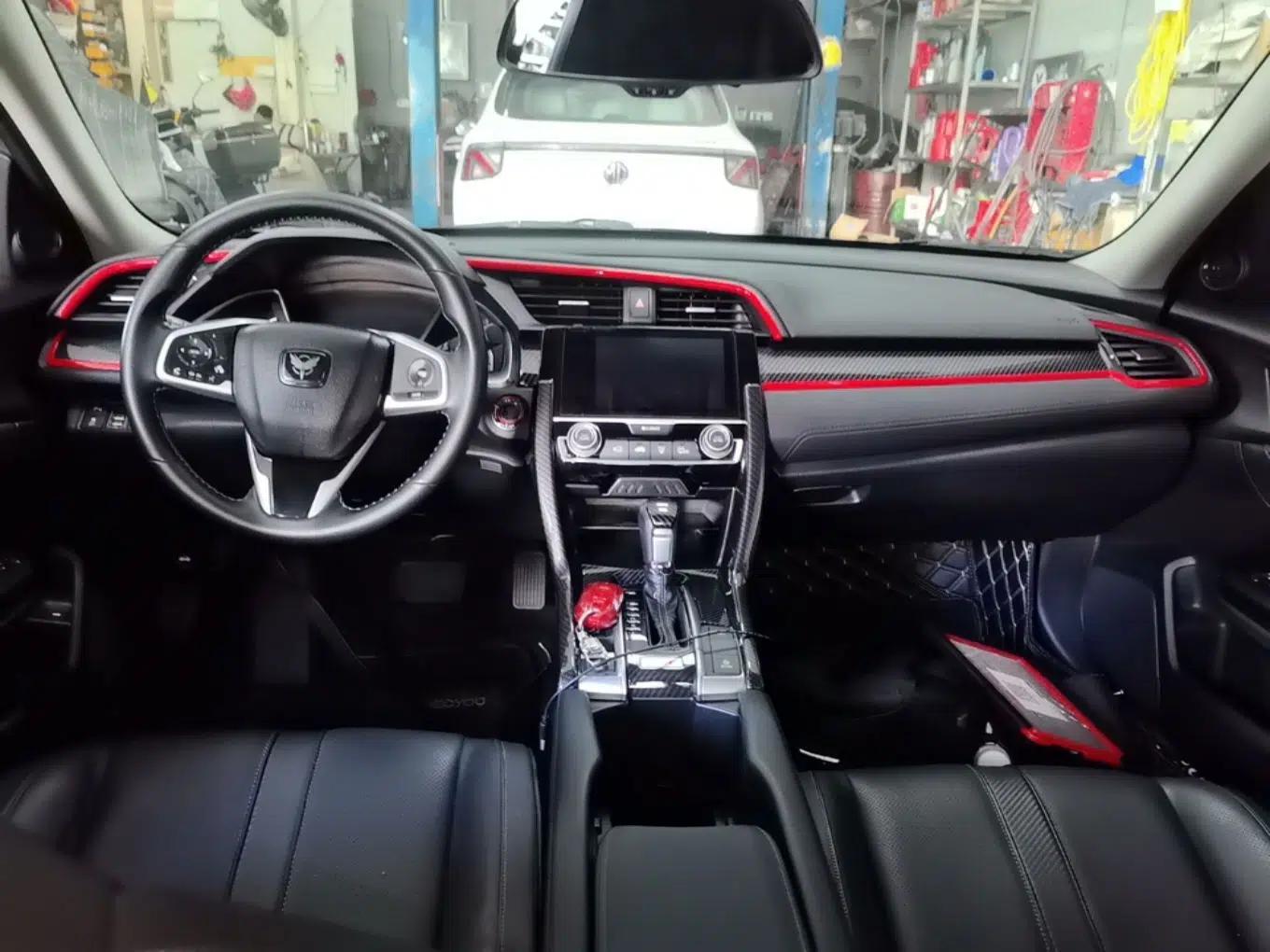 Honda Civic 2016 220TURBO CVT Prestige Edition — миниатюра 20