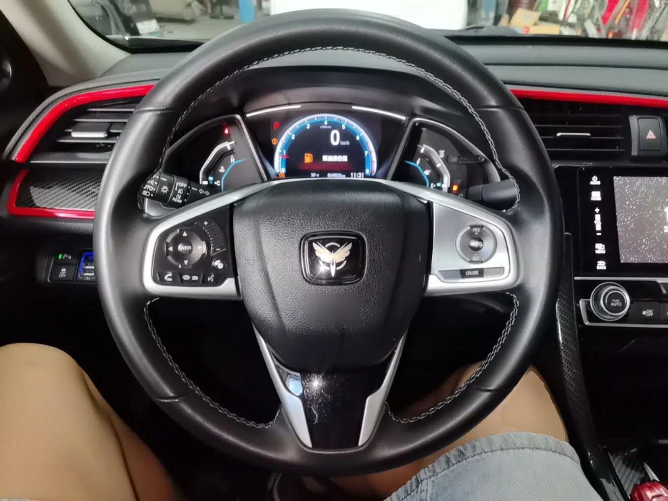 Honda Civic 2016 220TURBO CVT Prestige Edition — миниатюра 21