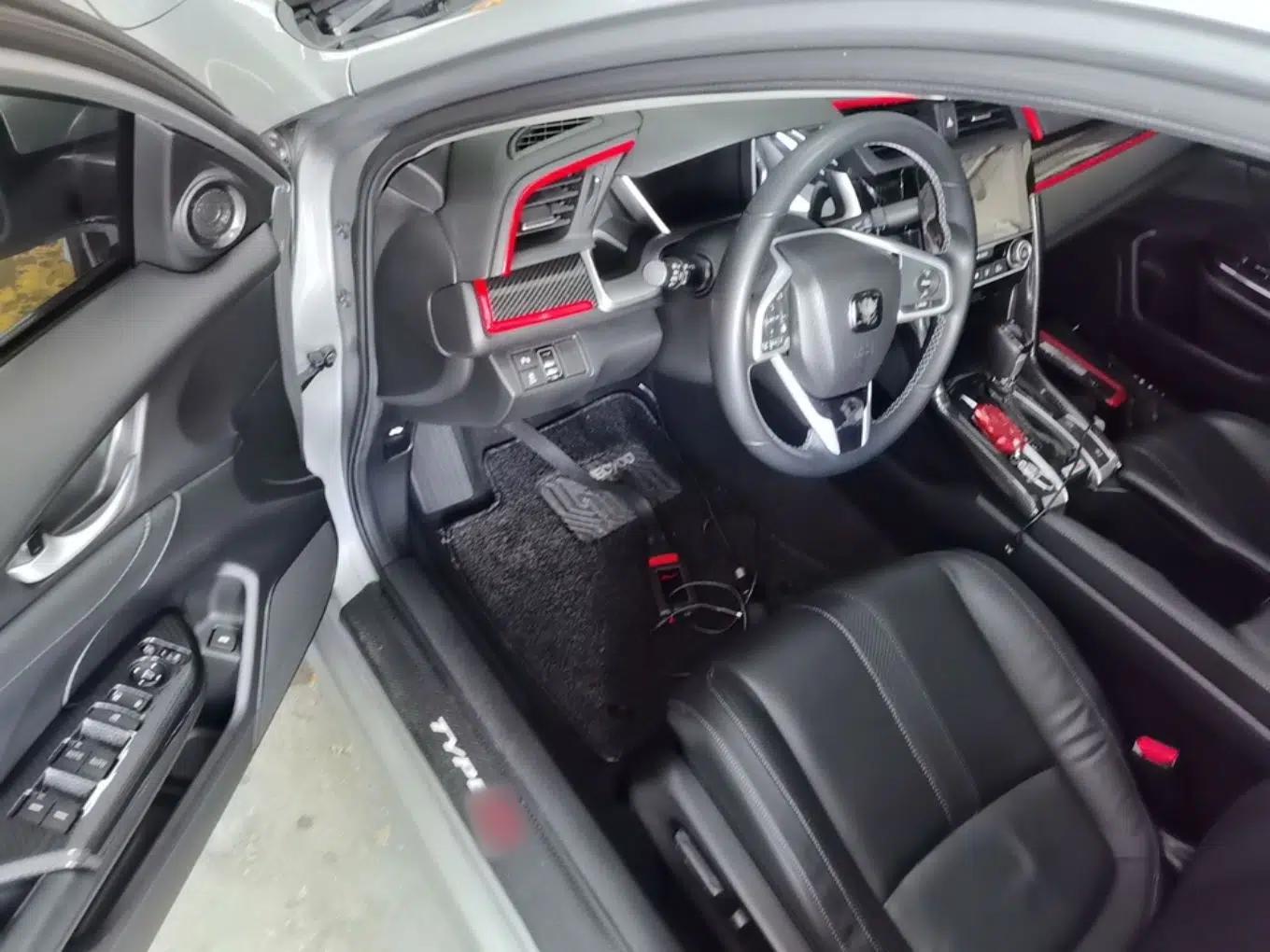 Honda Civic 2016 220TURBO CVT Prestige Edition — миниатюра 26