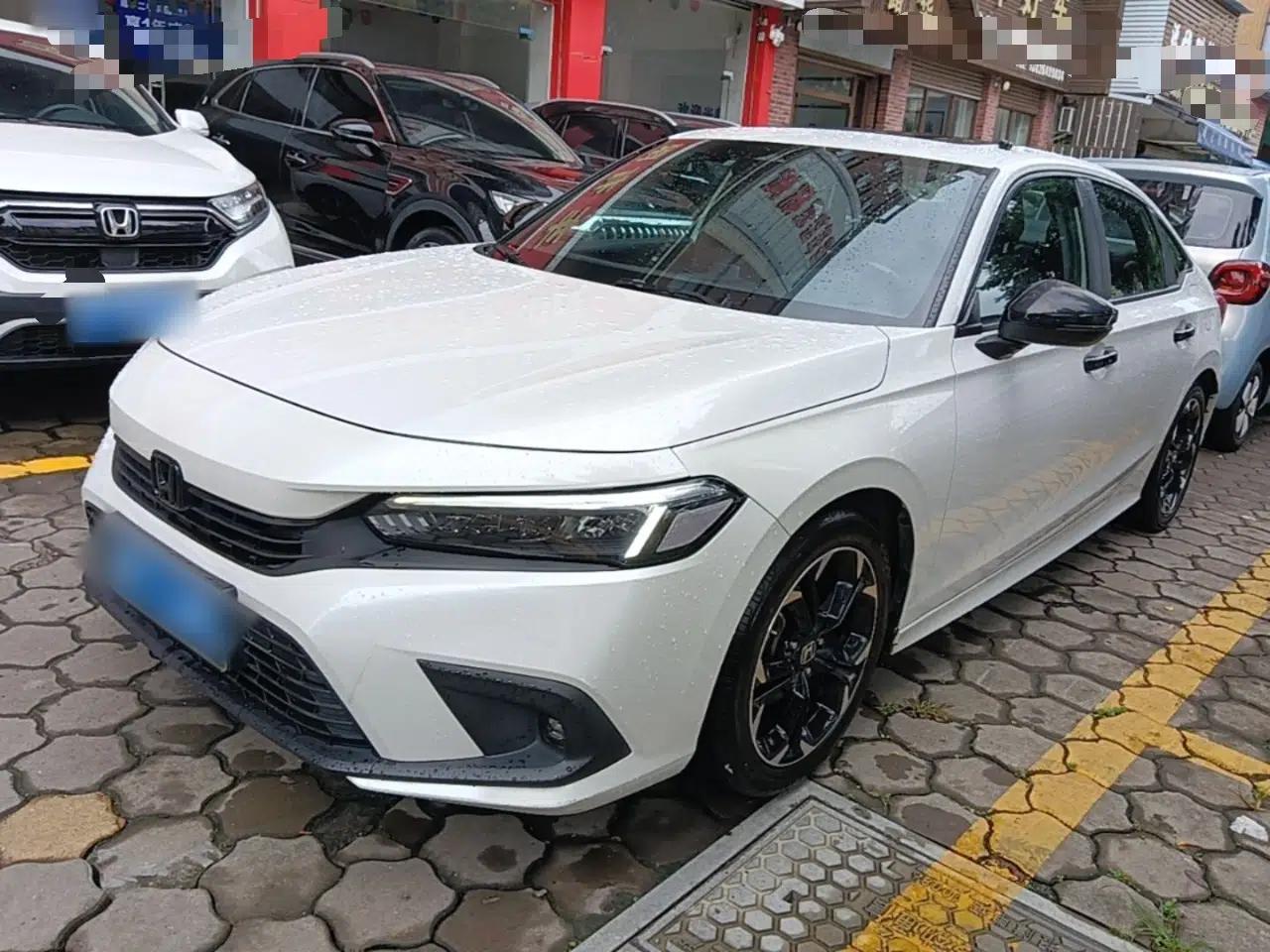 Honda Civic 2022 240TURBO CVT Dynamic Edition — миниатюра 1