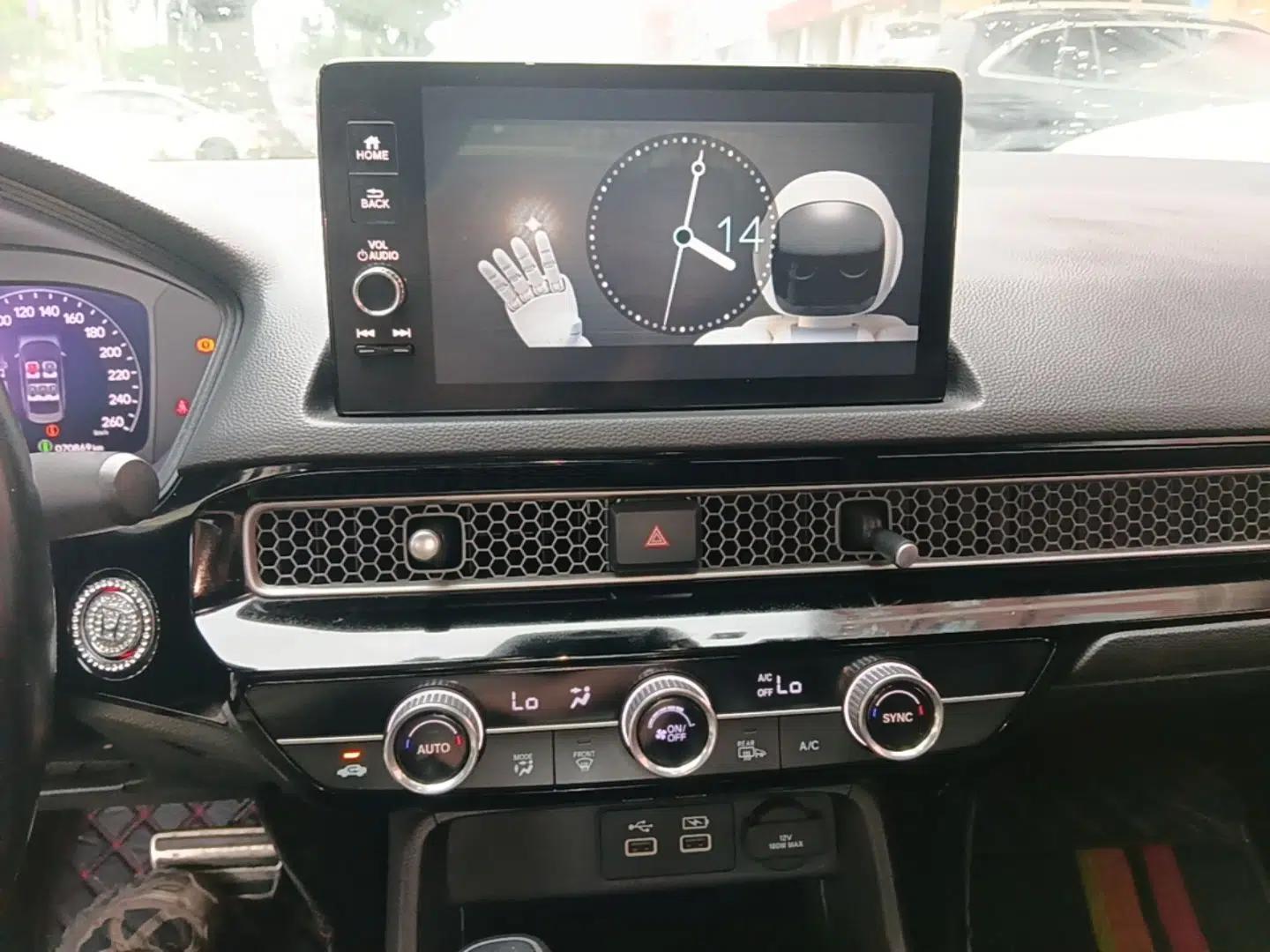 Honda Civic 2022 240TURBO CVT Dynamic Edition — миниатюра 15