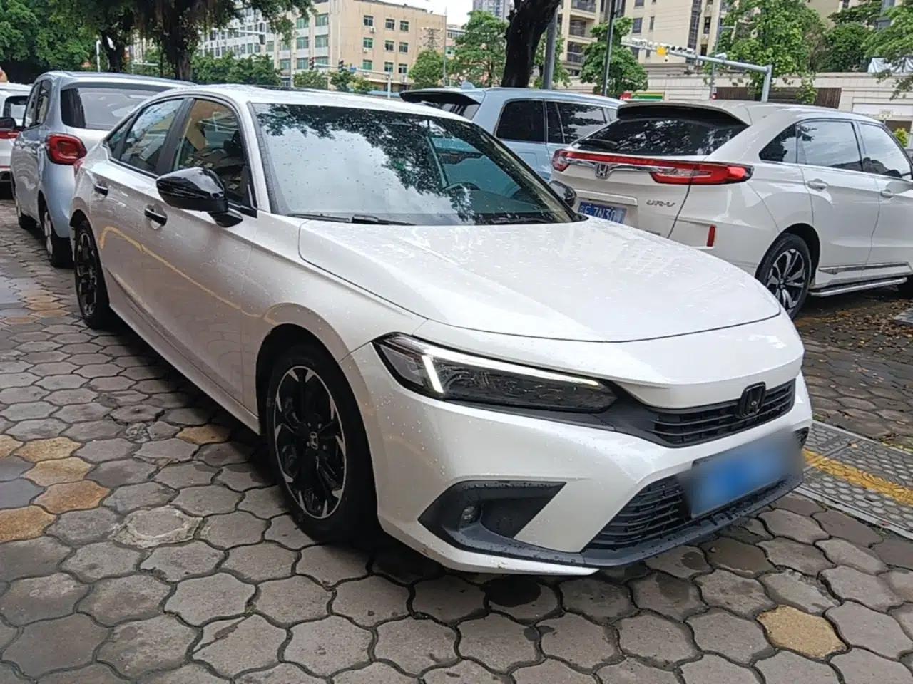 Honda Civic 2022 240TURBO CVT Dynamic Edition — миниатюра 3