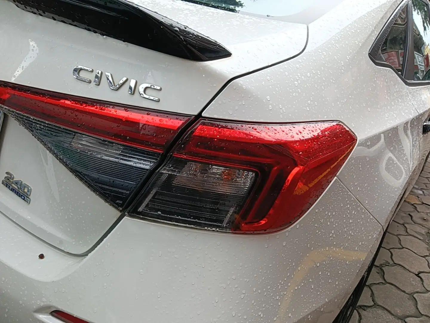 Honda Civic 2022 240TURBO CVT Dynamic Edition — миниатюра 9