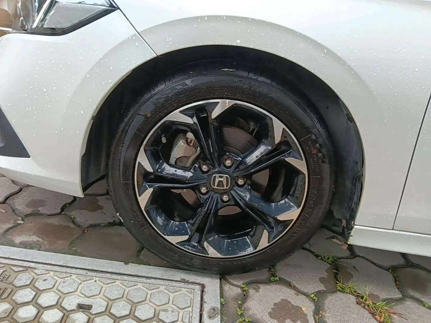 Honda Civic 2022 240TURBO CVT Dynamic Edition — миниатюра 10