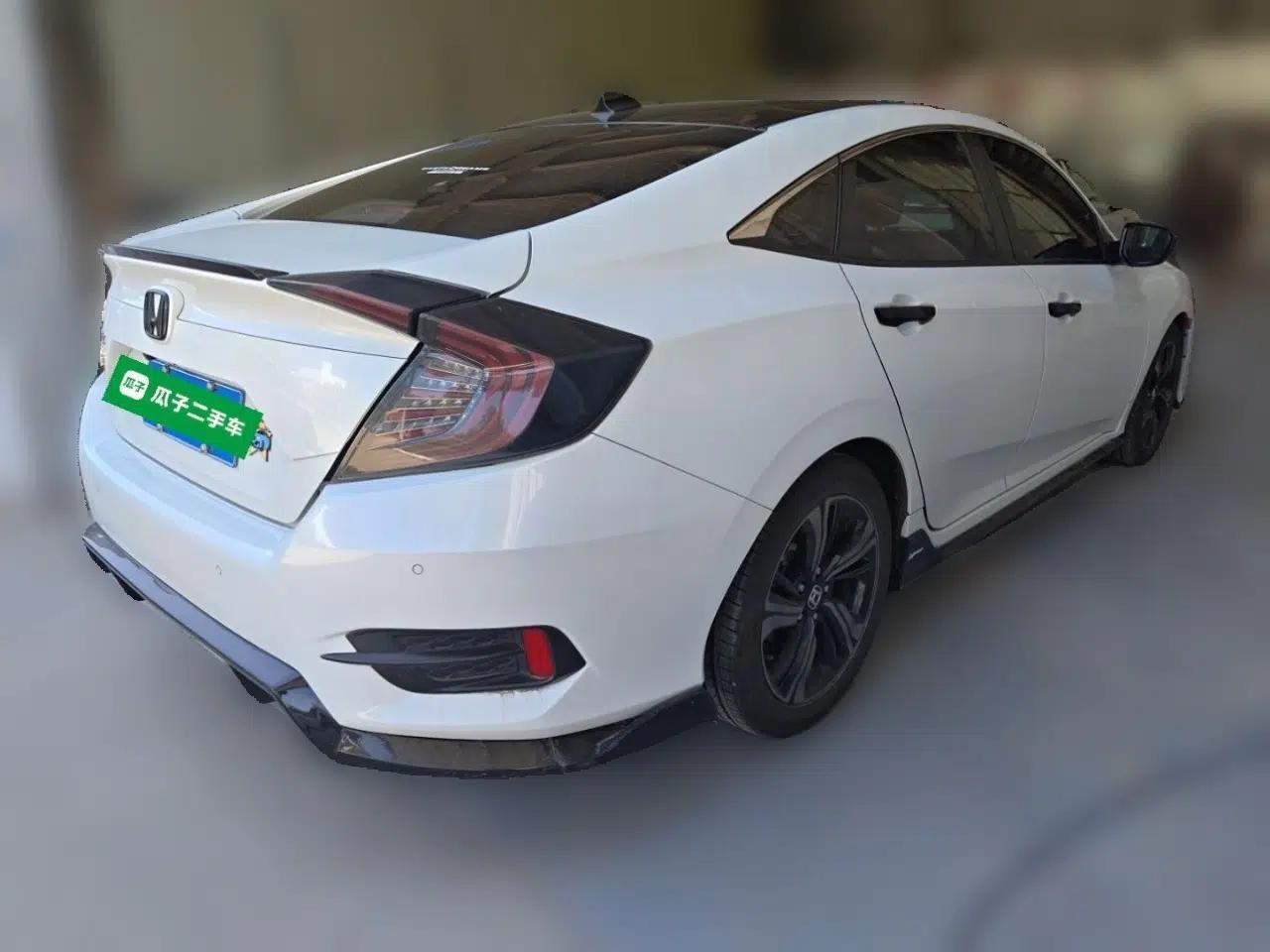 Honda Civic 2019 220TURBO CVT Dynamic Edition China VI Emission Standard — миниатюра 6