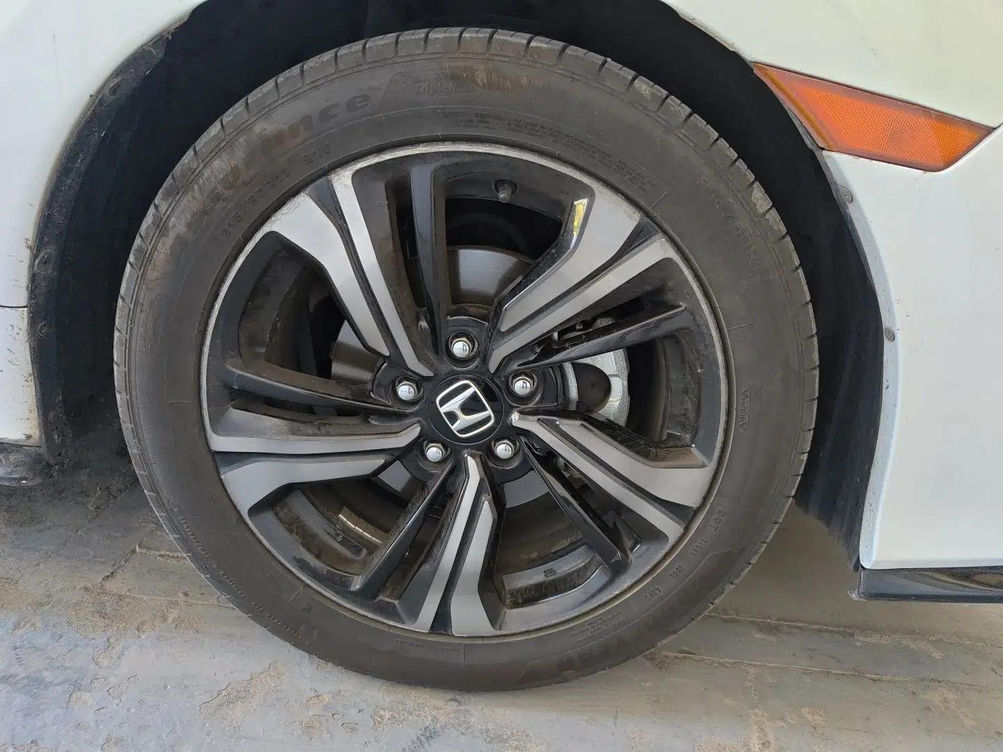 Honda Civic 2019 220TURBO CVT Dynamic Edition China VI Emission Standard — миниатюра 8