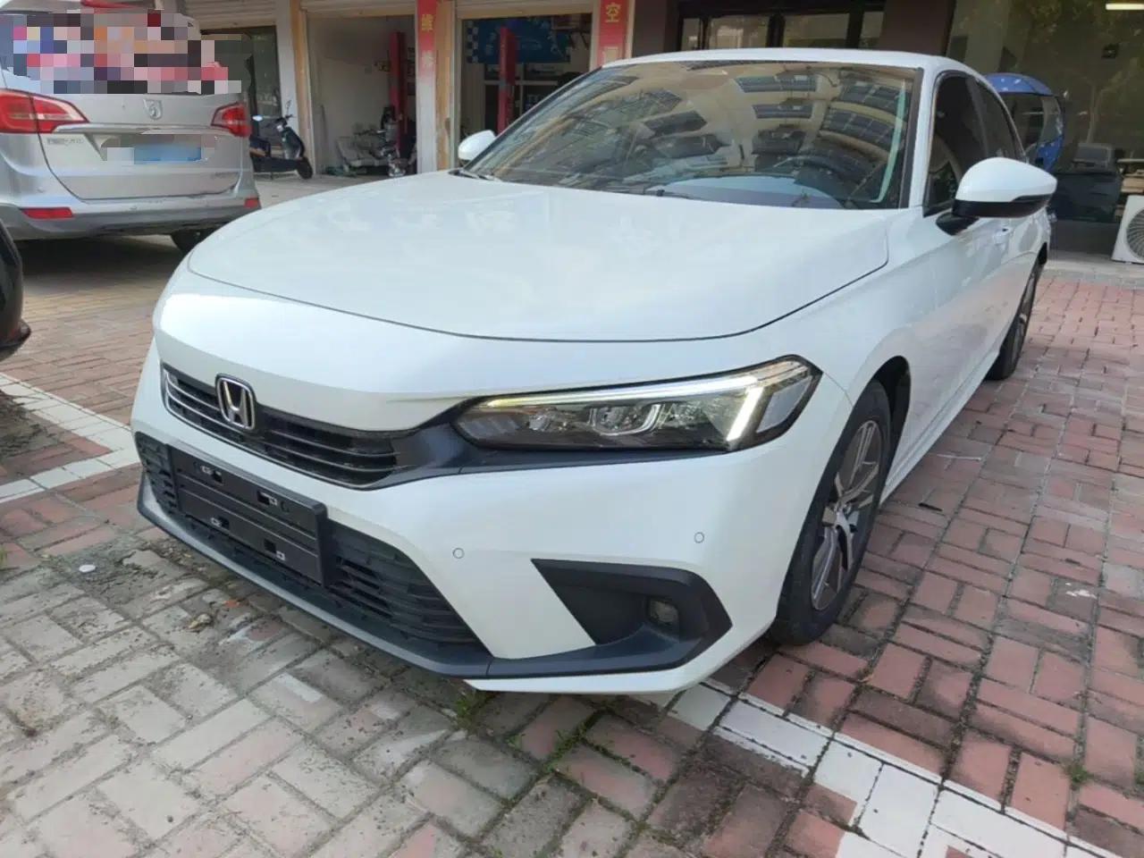 Honda Civic 2023 240TURBO CVT Dynamic Edition — миниатюра 1
