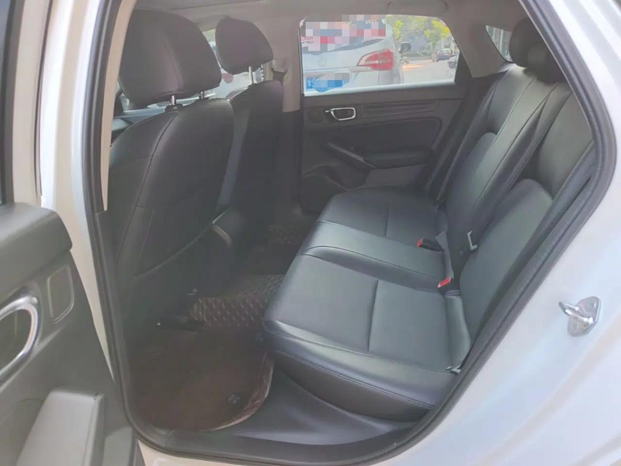 Honda Civic 2023 240TURBO CVT Dynamic Edition — миниатюра 25