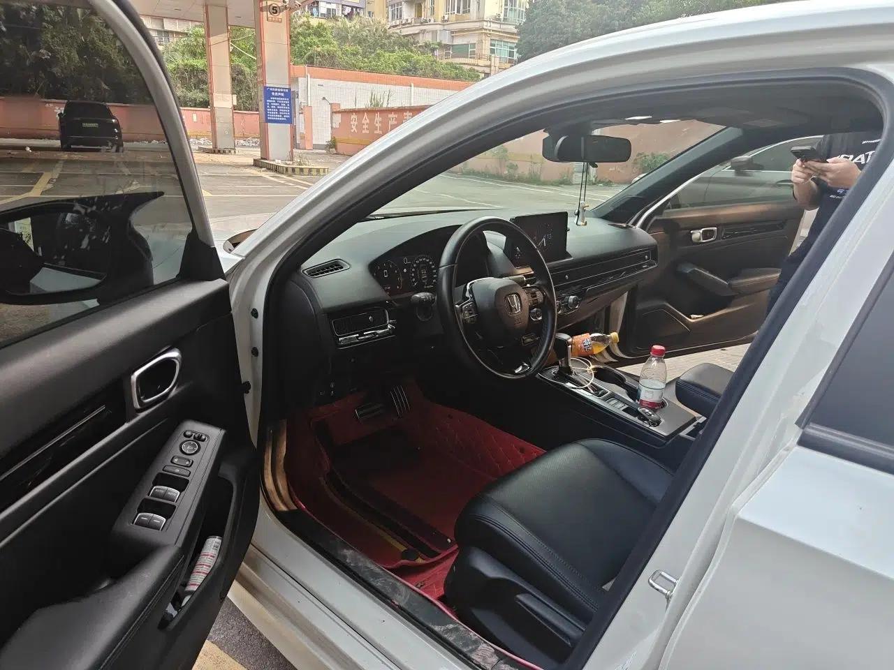 Honda Civic 2022 240TURBO CVT Dynamic Edition — миниатюра 16