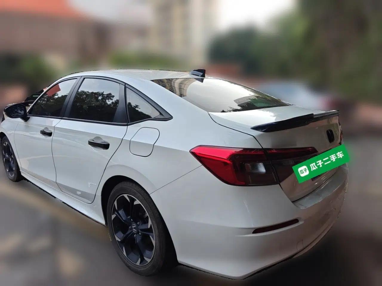 Honda Civic 2022 240TURBO CVT Dynamic Edition — миниатюра 4