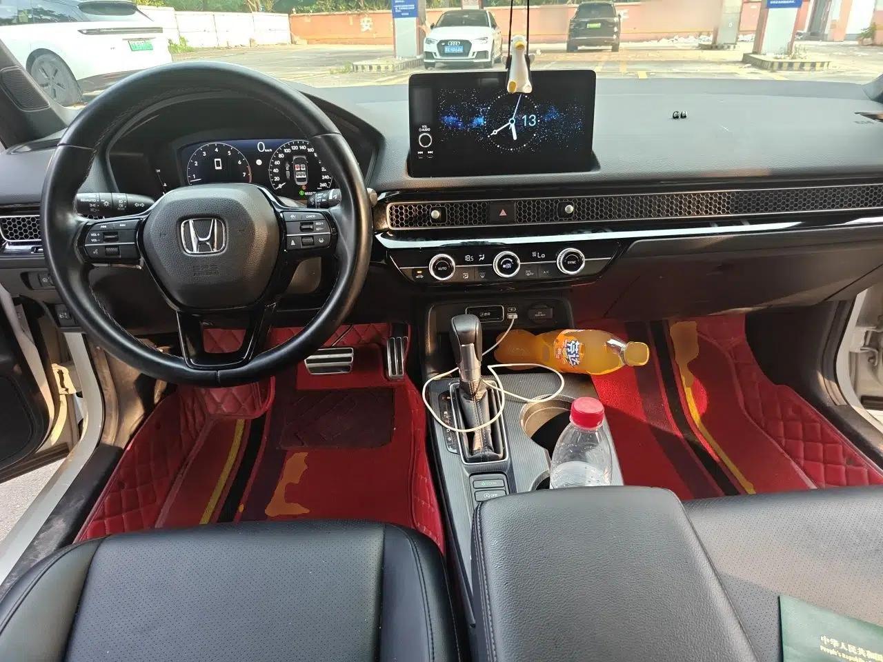 Honda Civic 2022 240TURBO CVT Dynamic Edition — миниатюра 9