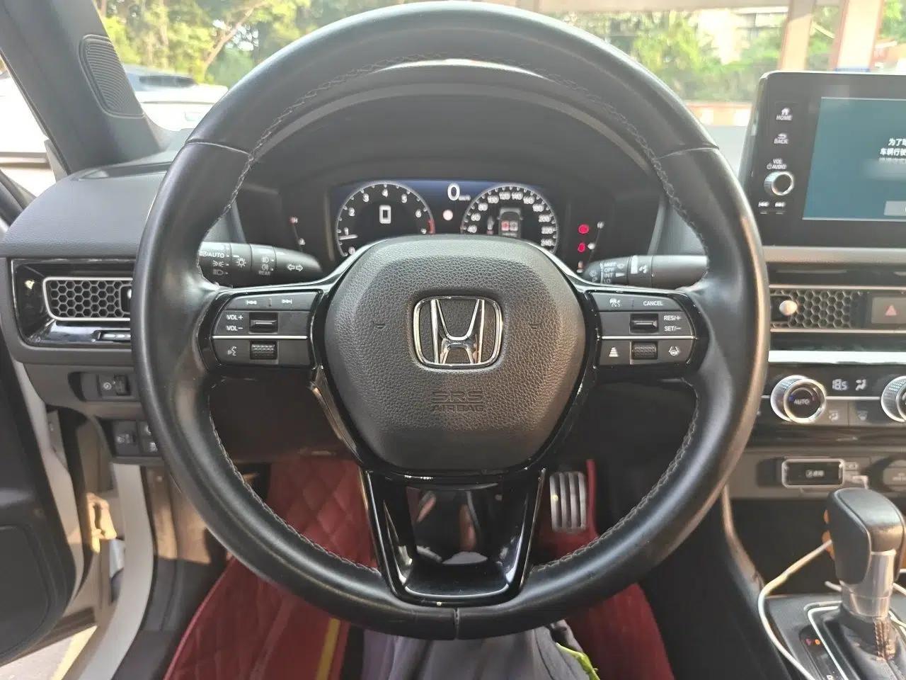 Honda Civic 2022 240TURBO CVT Dynamic Edition — миниатюра 10