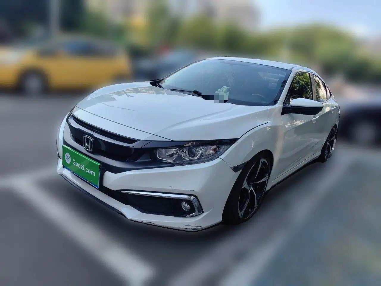 Honda Civic 2019 220TURBO CVT Dynamic Edition China VI — миниатюра 1