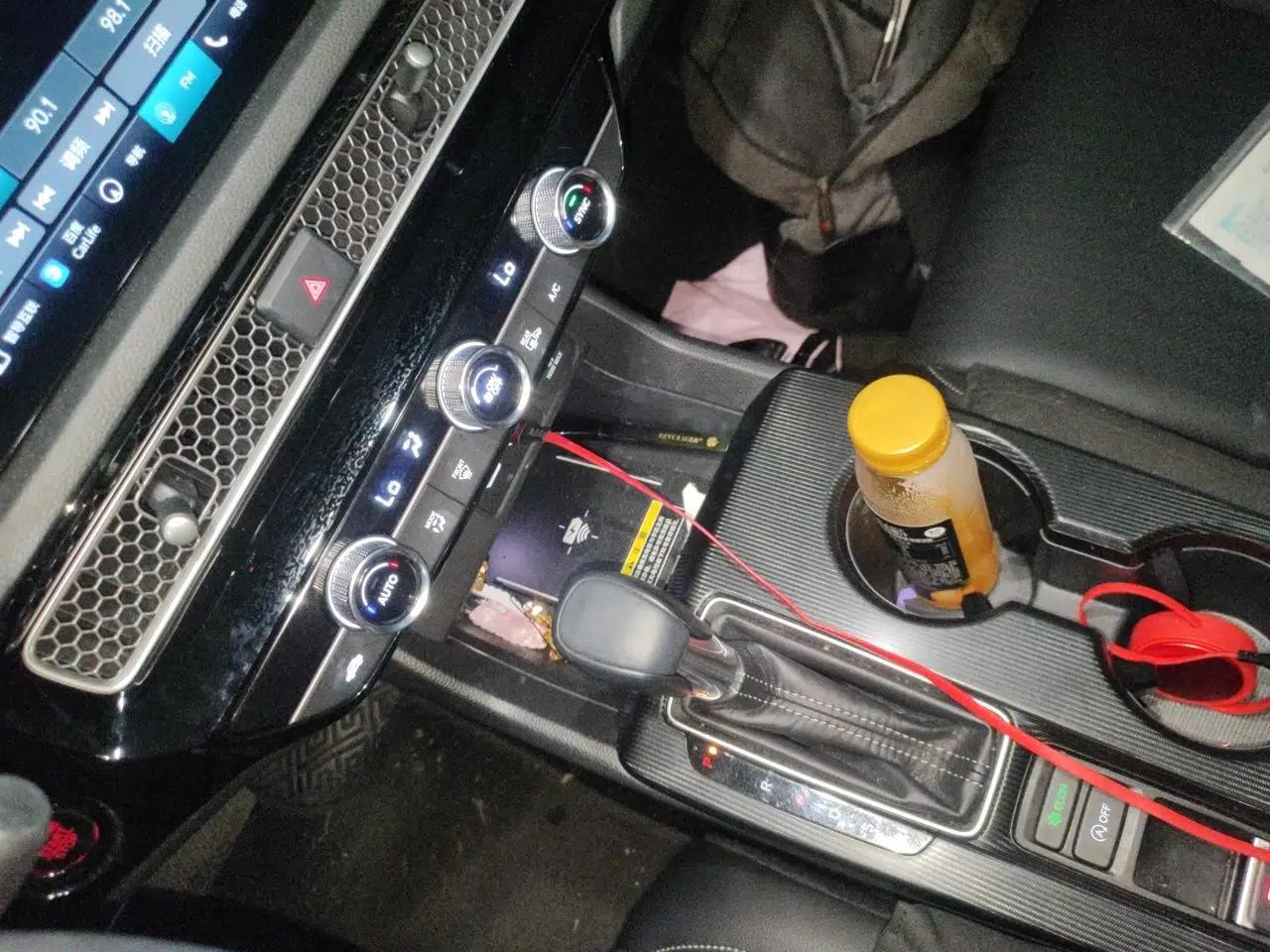 Honda Civic 2022 240TURBO CVT Dynamic Control Version — миниатюра 11