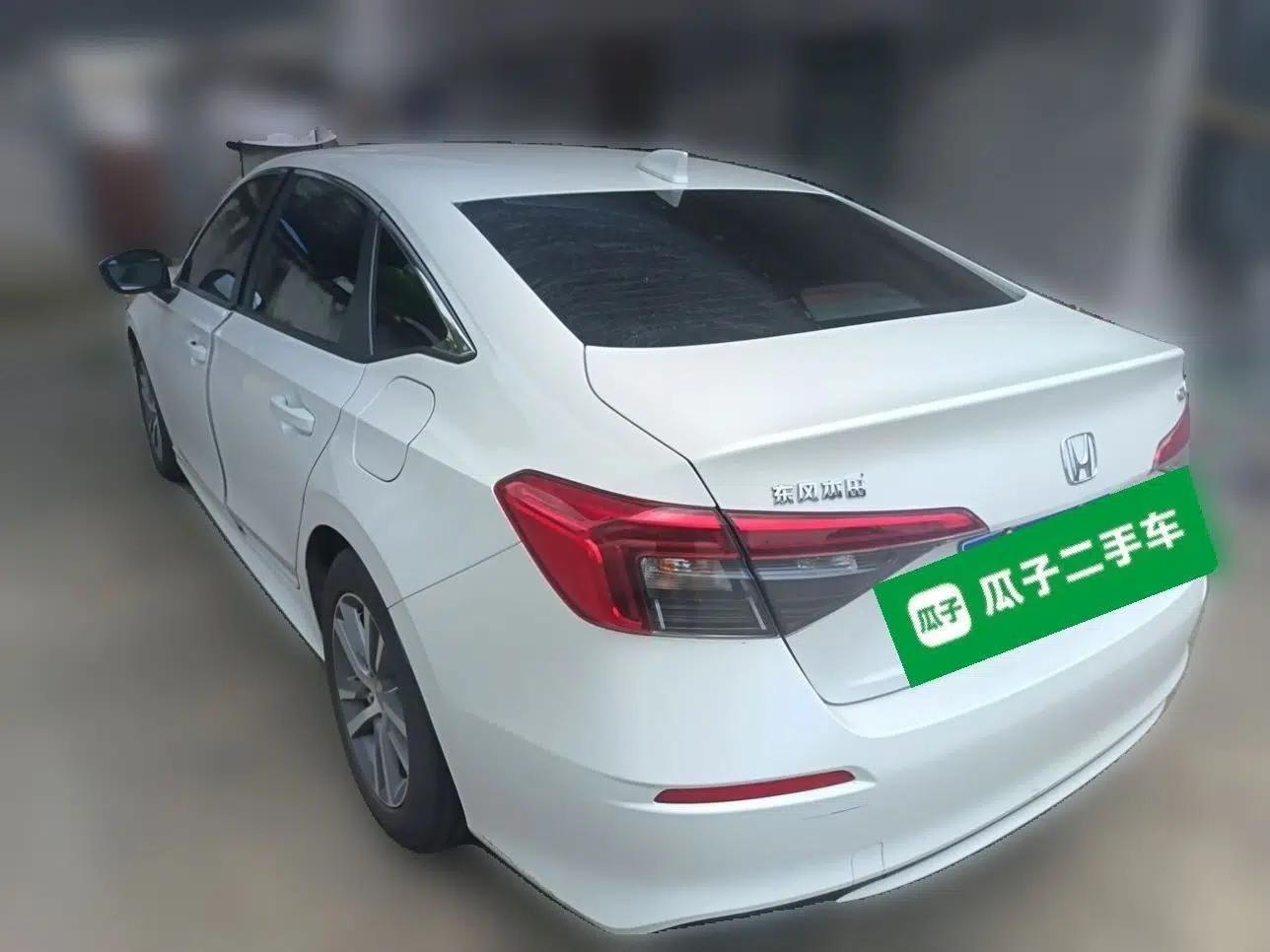 Honda Civic 2023 240TURBO CVT Dynamic Edition — миниатюра 4