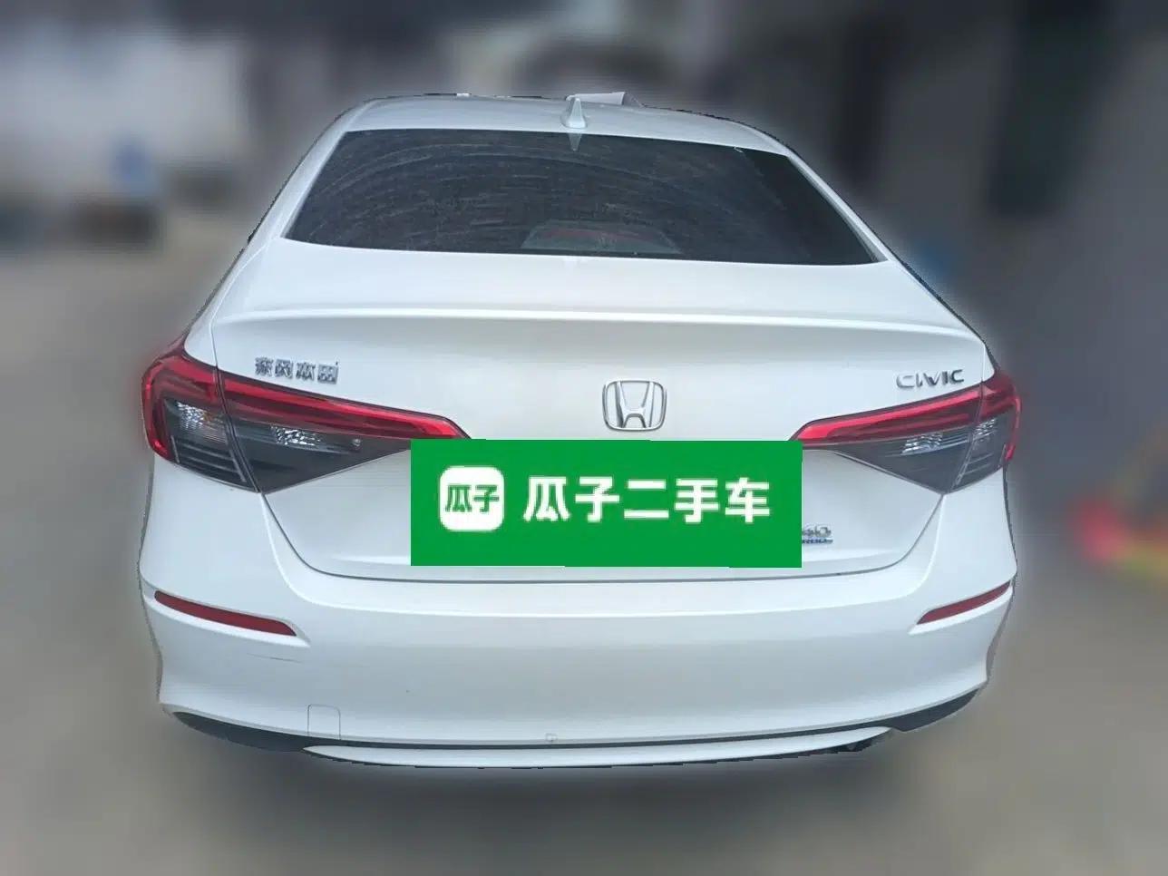 Honda Civic 2023 240TURBO CVT Dynamic Edition — миниатюра 5