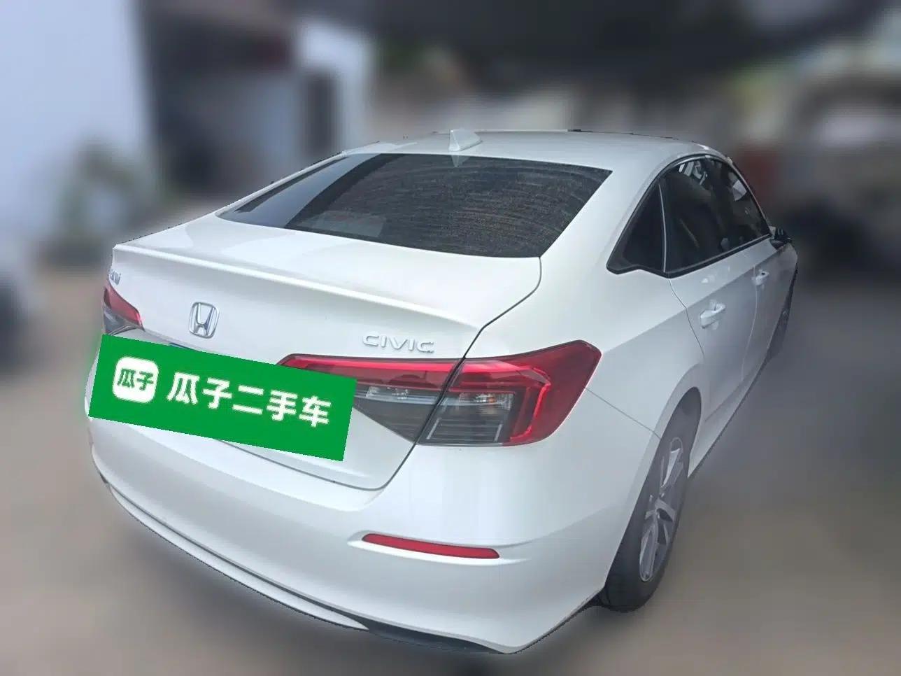 Honda Civic 2023 240TURBO CVT Dynamic Edition — миниатюра 6