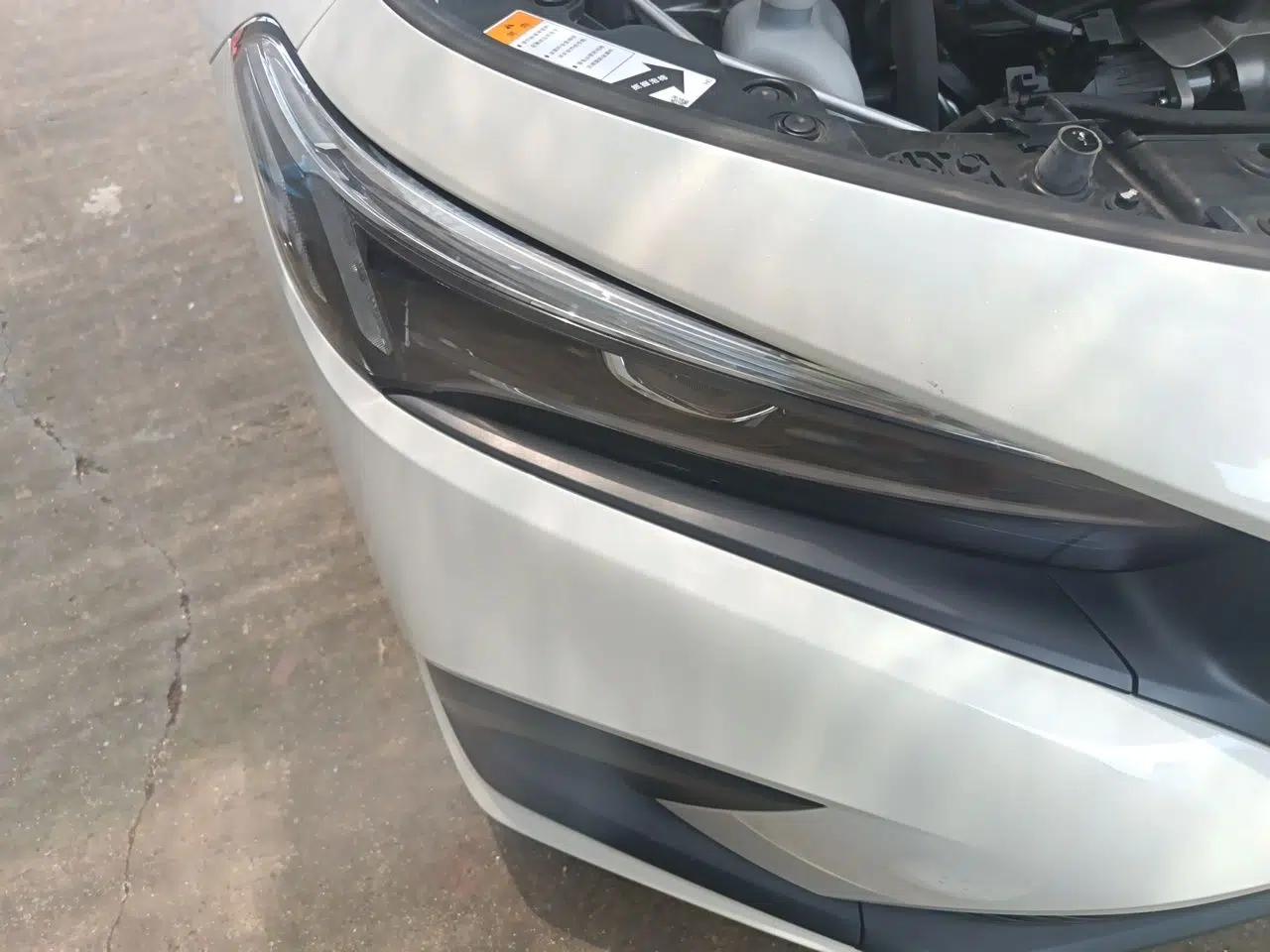 Honda Civic 2023 240TURBO CVT Dynamic Edition — миниатюра 7