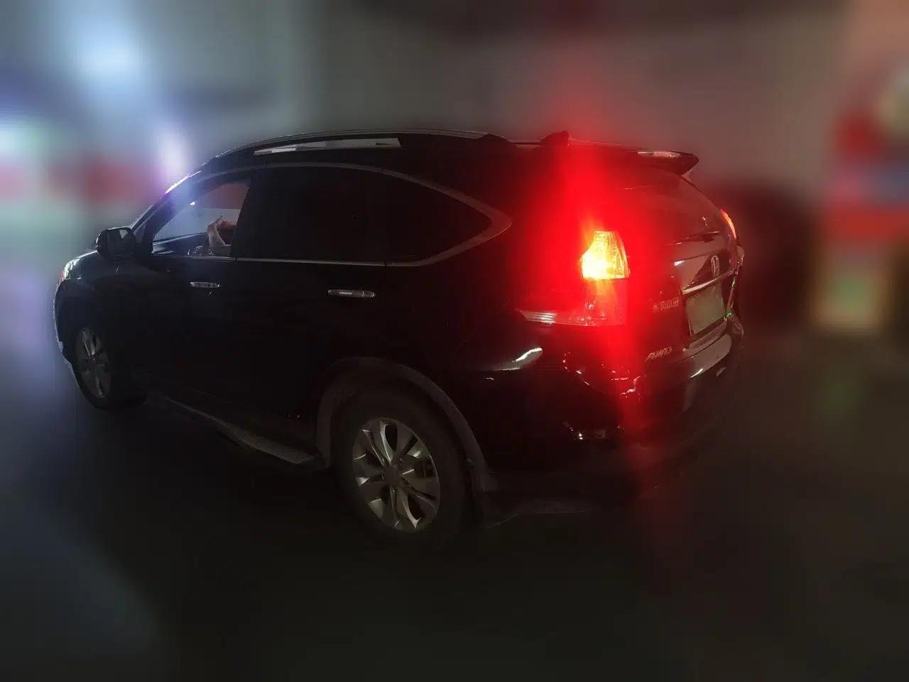 Honda CR-V 2013 2.4L four-wheel drive luxury version — миниатюра 4