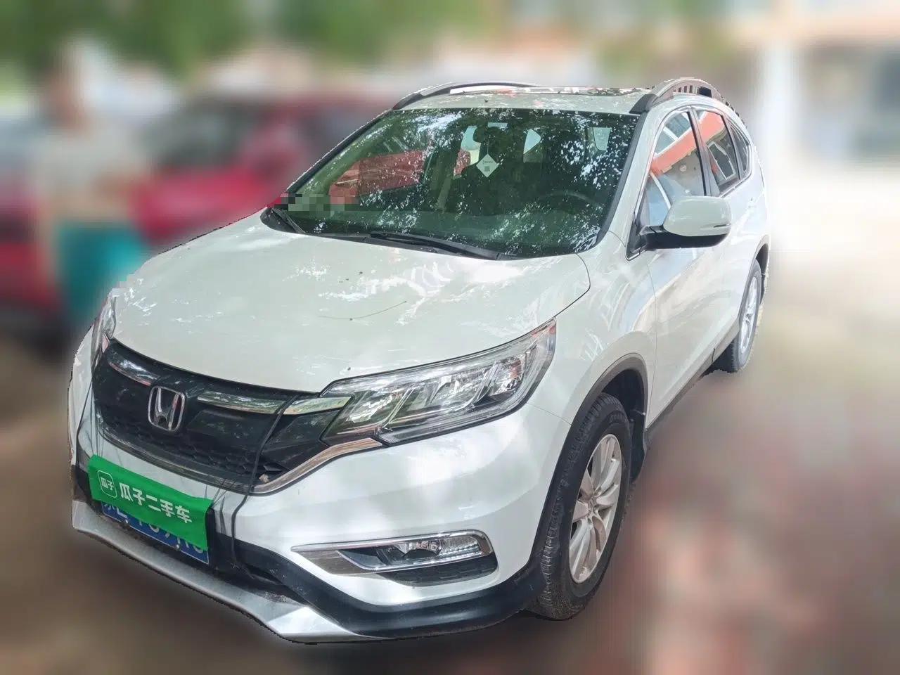 Honda CR-V 2016 2.0L two-wheel drive Urban Edition — миниатюра 1