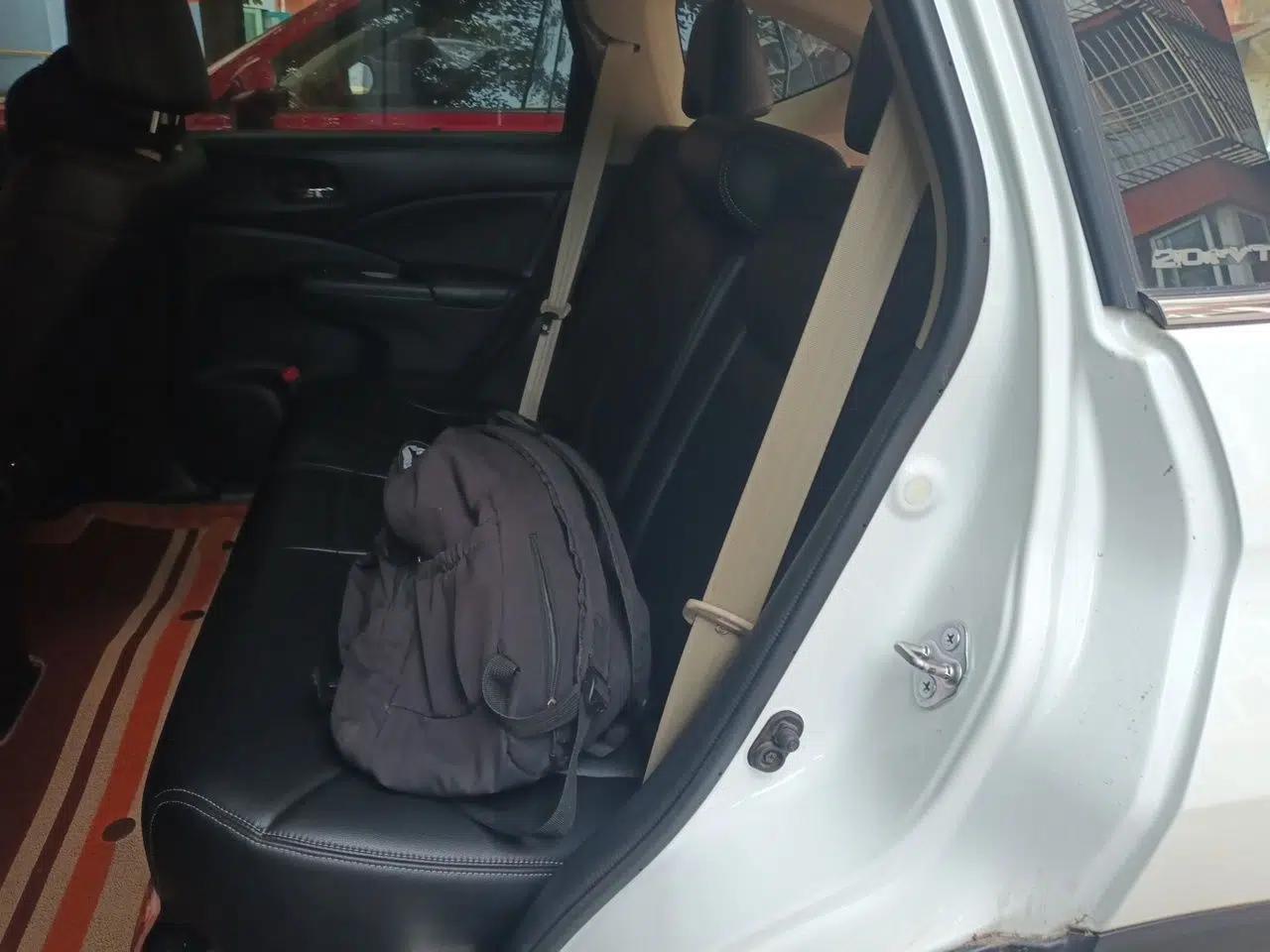 Honda CR-V 2016 2.0L two-wheel drive Urban Edition — миниатюра 17