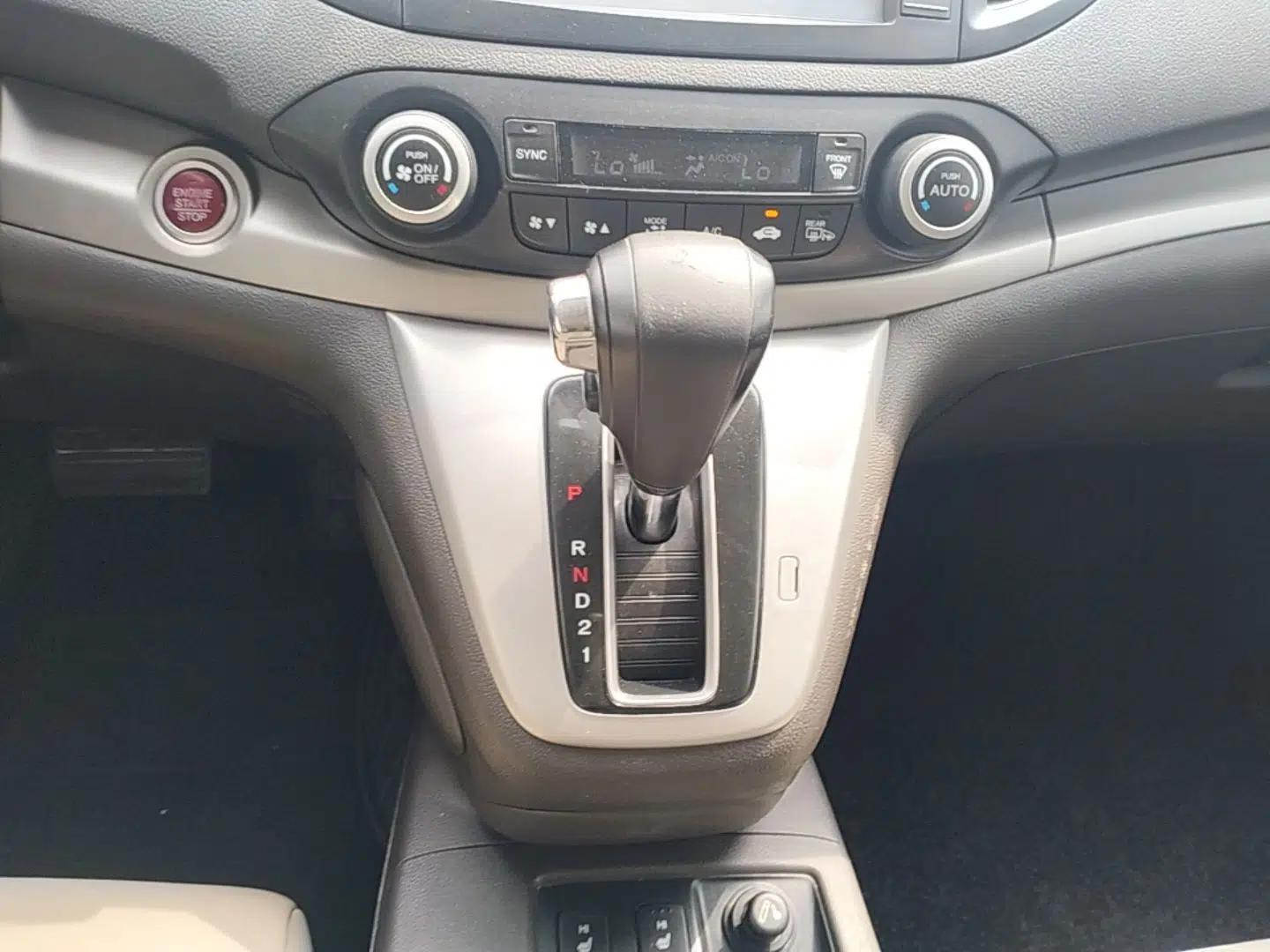 Honda CR-V 2013 2.4L four-wheel drive luxury version — миниатюра 16