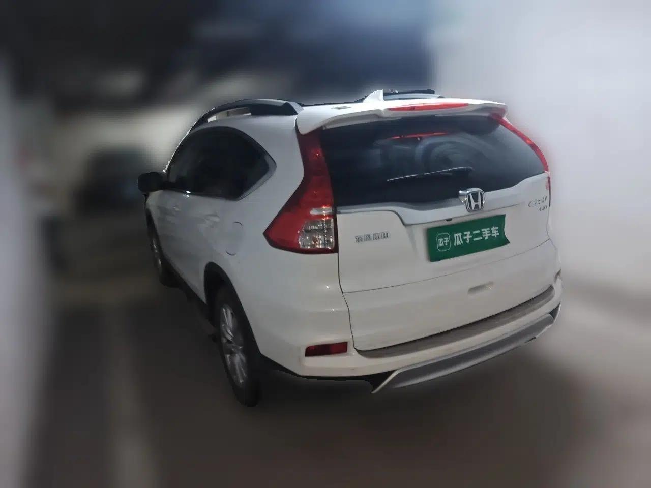 Honda CR-V 2015 2.0L two-wheel drive Fashion Edition — миниатюра 4