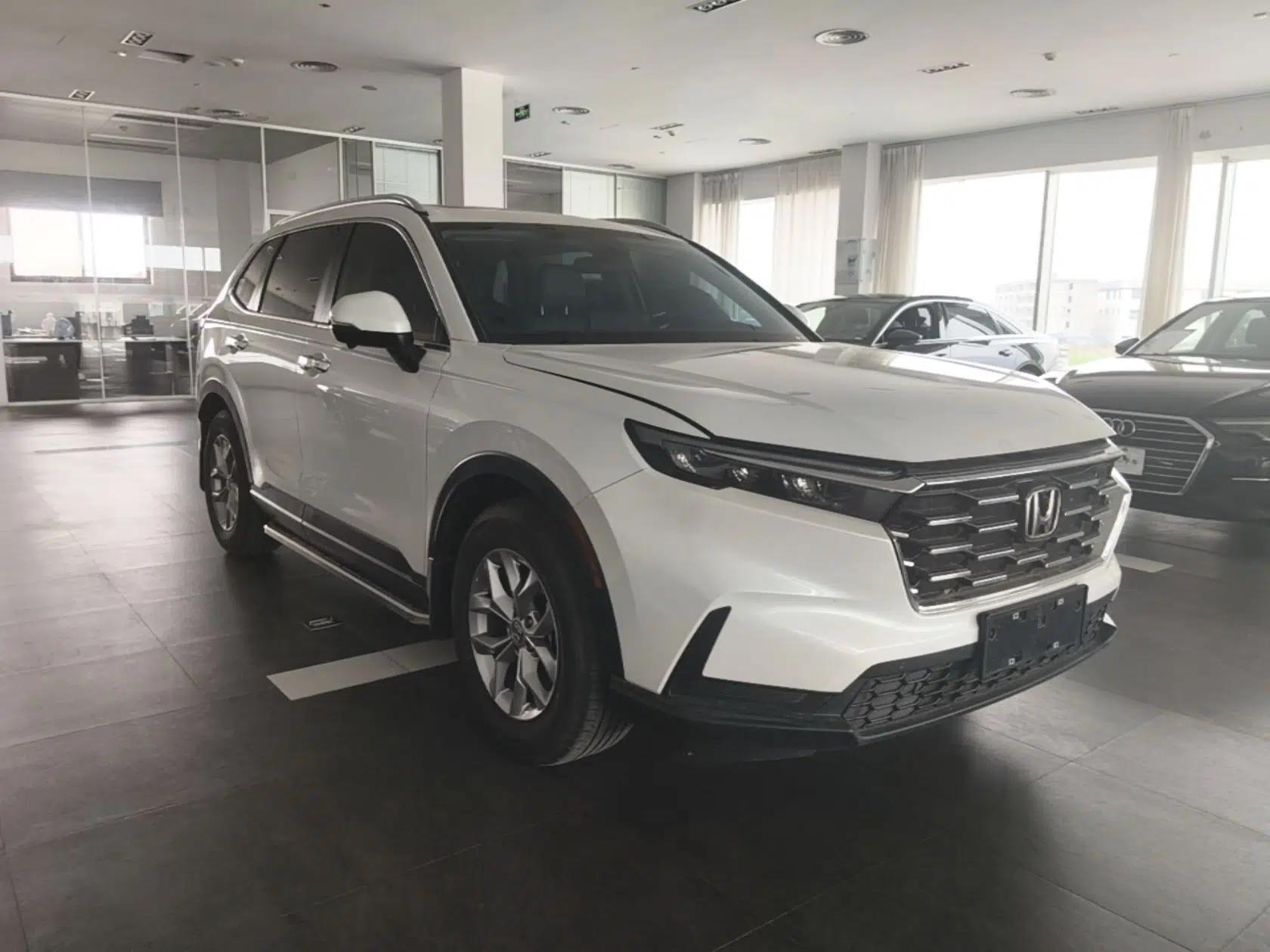 Honda CR-V 2023 240TURBO Two-Wheel Drive Active Version 5 Seats — миниатюра 3