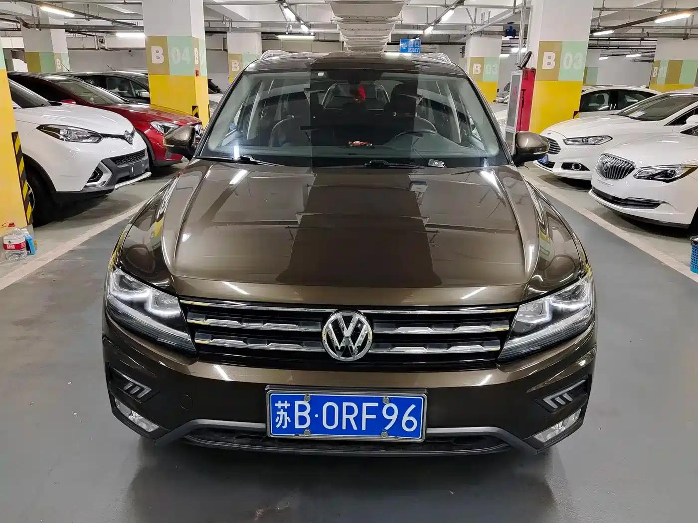 Tiguan L 2017 330TSI Automatic 2WD Comfort Edition — миниатюра 2