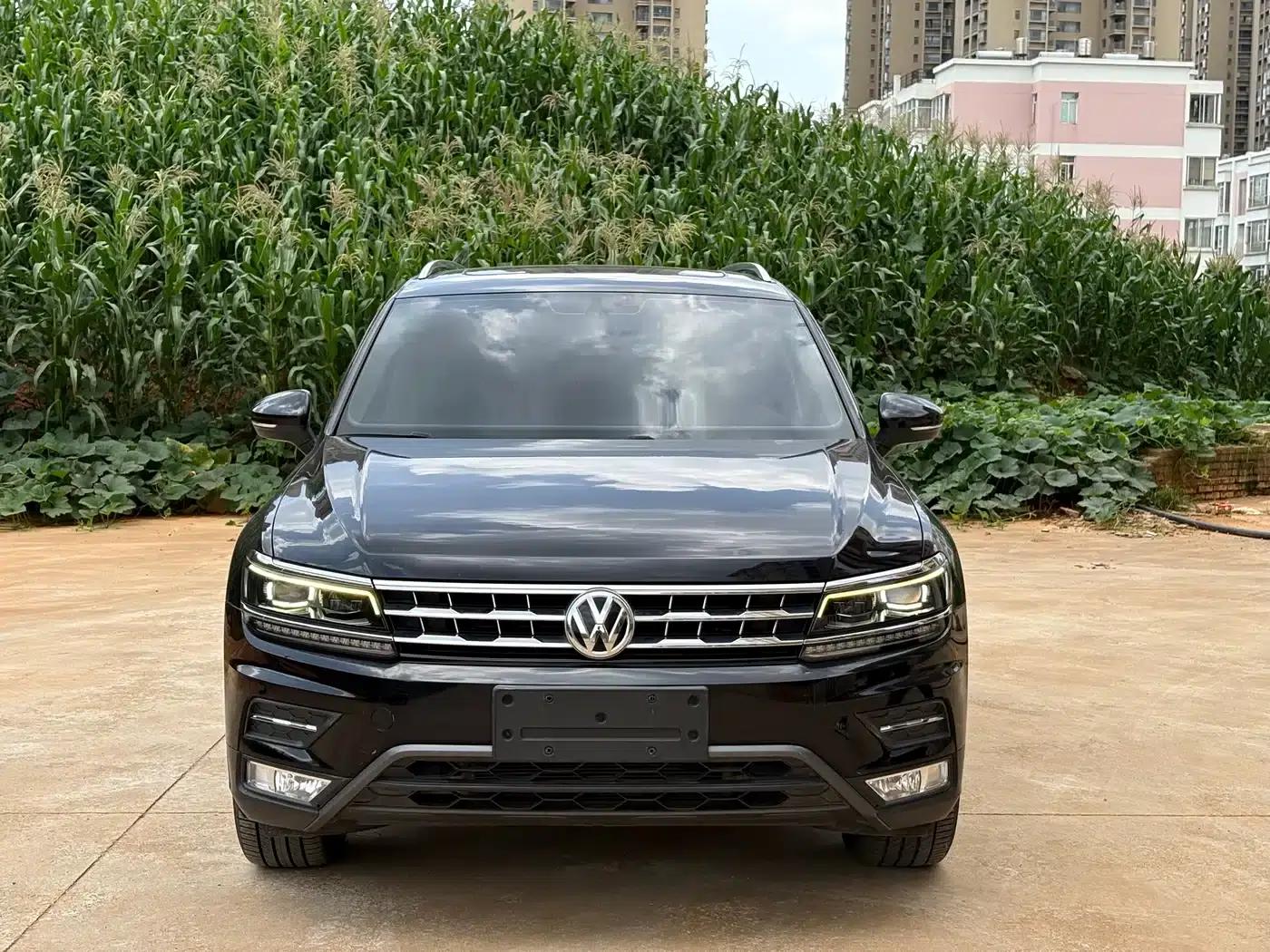 Tiguan L 2018 380TSI Automatic 4WD Luxury Edition — миниатюра 2