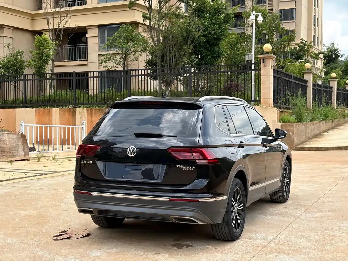 Tiguan L 2018 380TSI Automatic 4WD Luxury Edition — миниатюра 9