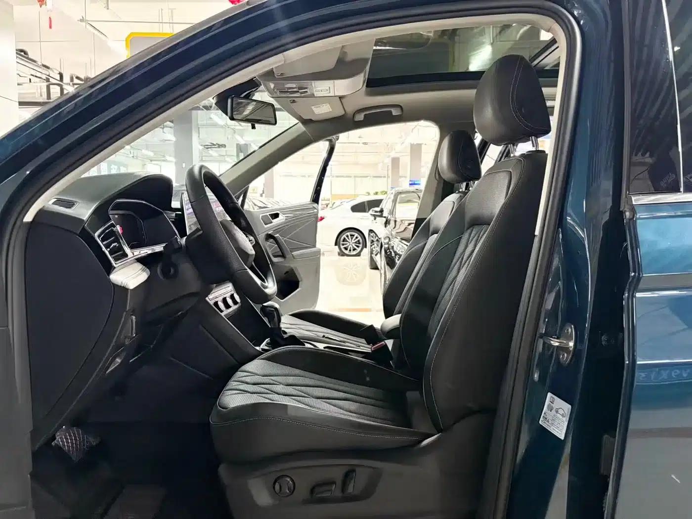Tiguan L 2023 280TSI Automatic 2WD Trendy Limited Edition — миниатюра 5