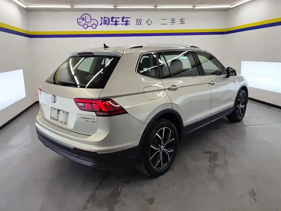 Tiguan L 2019 330TSI Automatic 2WD Smart Luxury Edition (China VI Emission Standard) — миниатюра 3