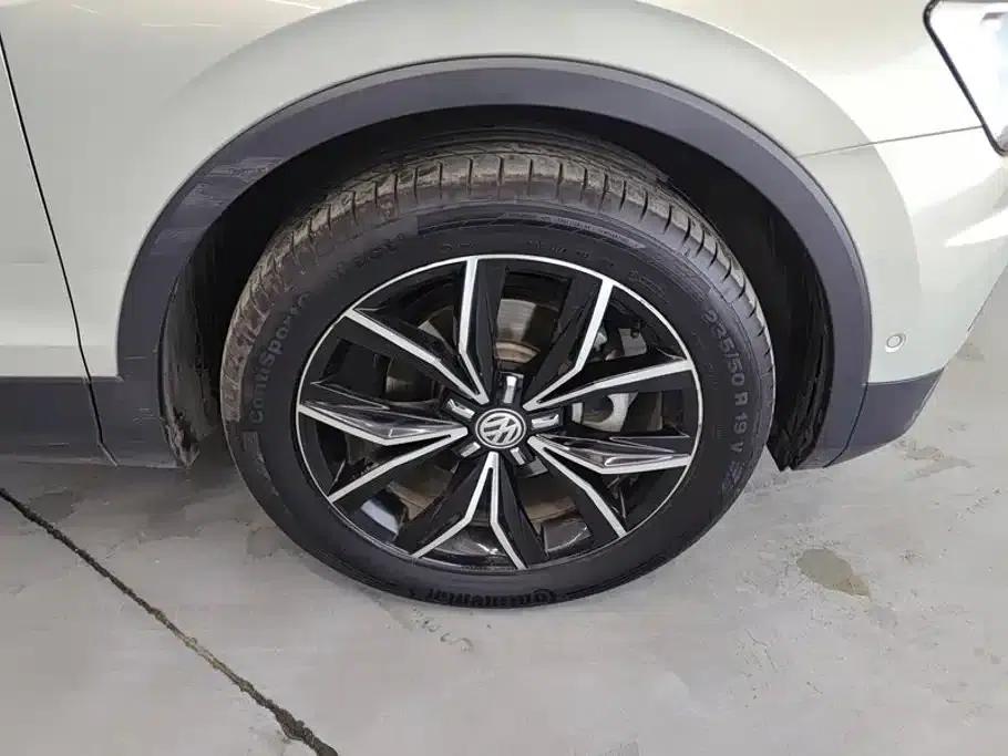 Tiguan L 2019 330TSI Automatic 2WD Smart Luxury Edition (China VI Emission Standard) — миниатюра 6