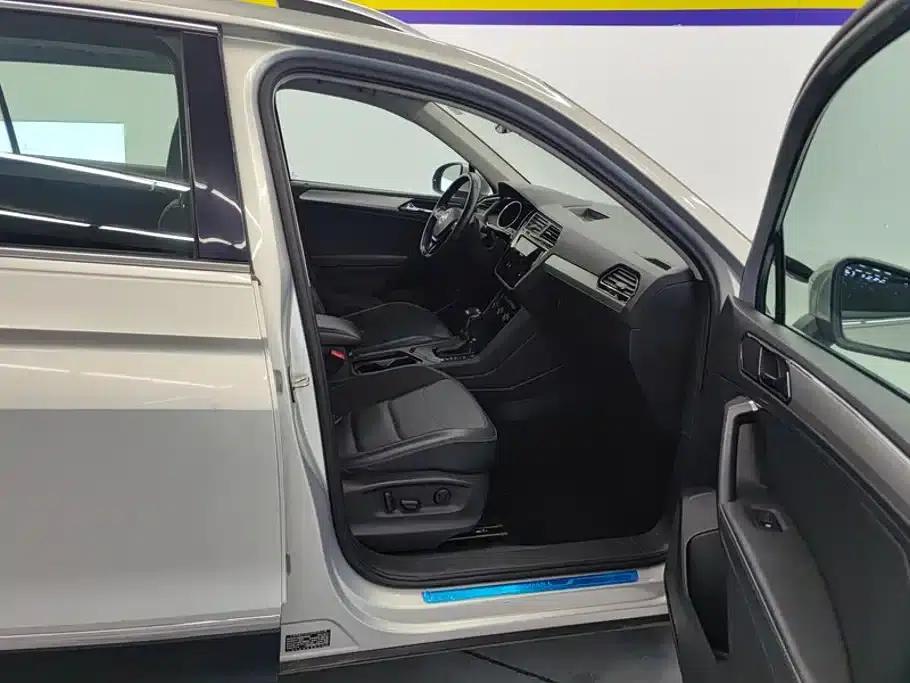 Tiguan L 2019 330TSI Automatic 2WD Smart Luxury Edition (China VI Emission Standard) — миниатюра 8