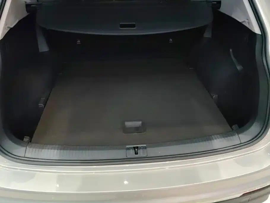 Tiguan L 2019 330TSI Automatic 2WD Smart Luxury Edition (National V Emission Standard) — миниатюра 4