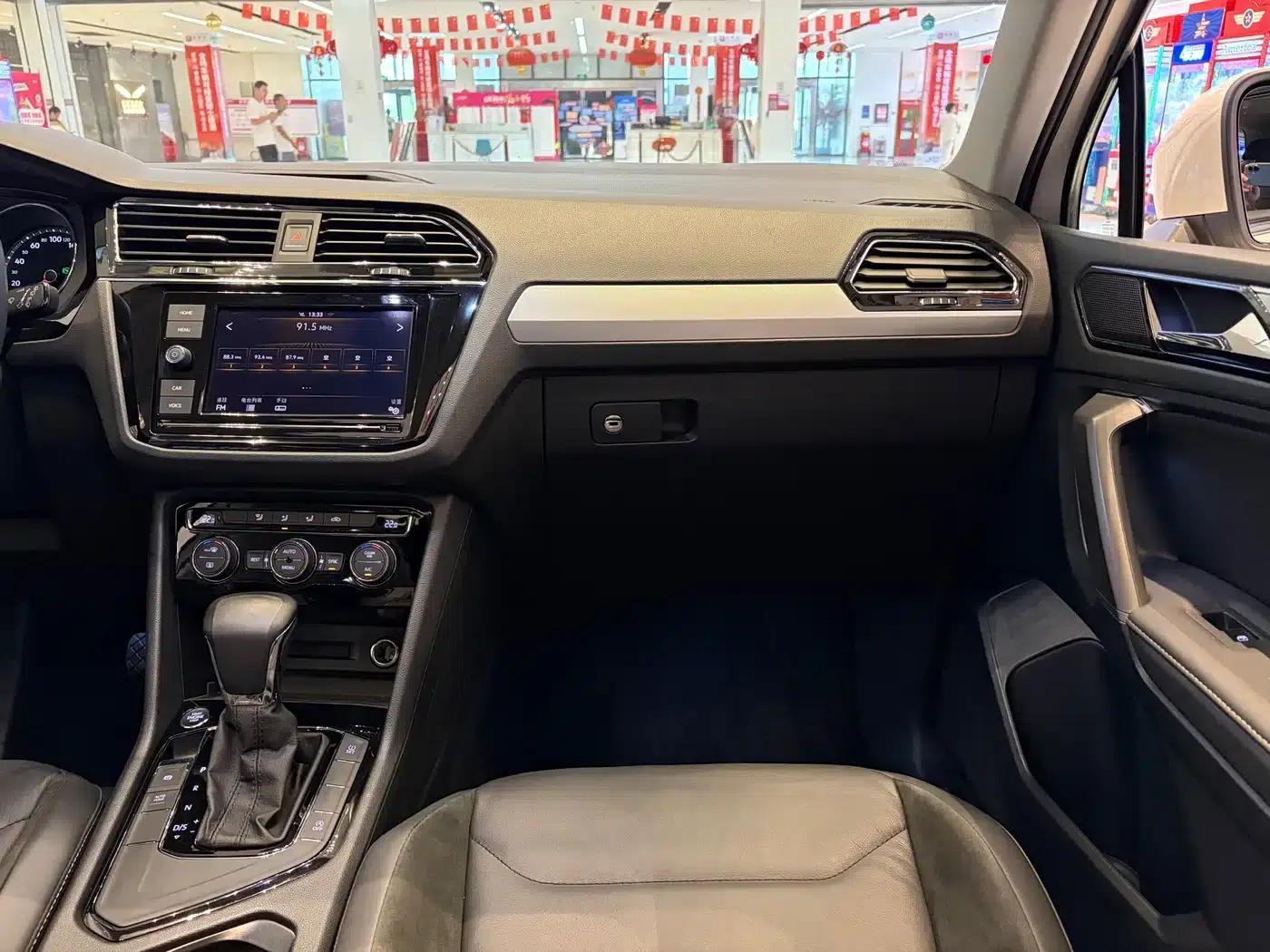 Tiguan L 2019 330TSI Automatic 2WD Panoramic Comfort Edition (China VI Emission Standard) — миниатюра 13