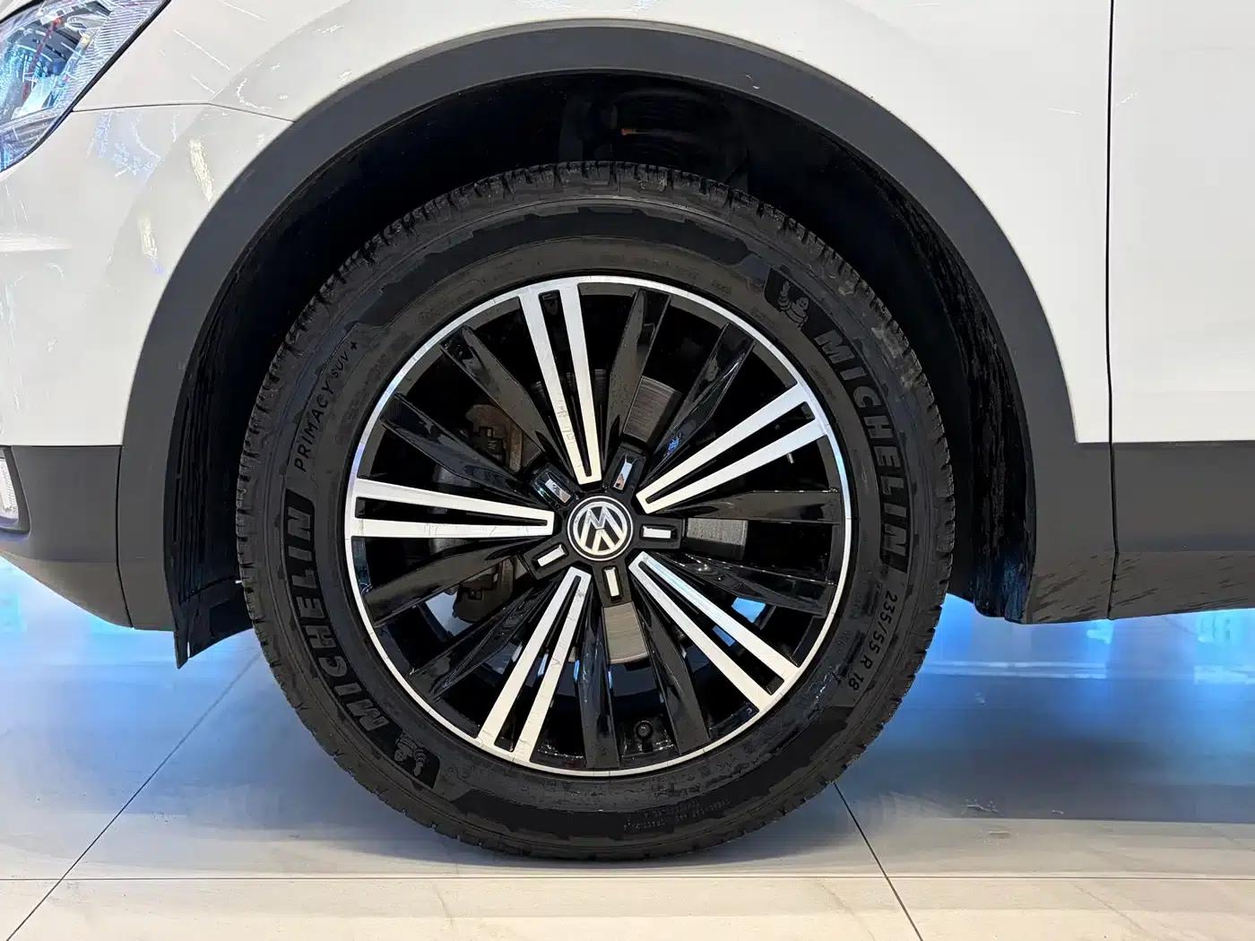 Tiguan L 2019 330TSI Automatic 2WD Panoramic Comfort Edition (China VI Emission Standard) — миниатюра 3