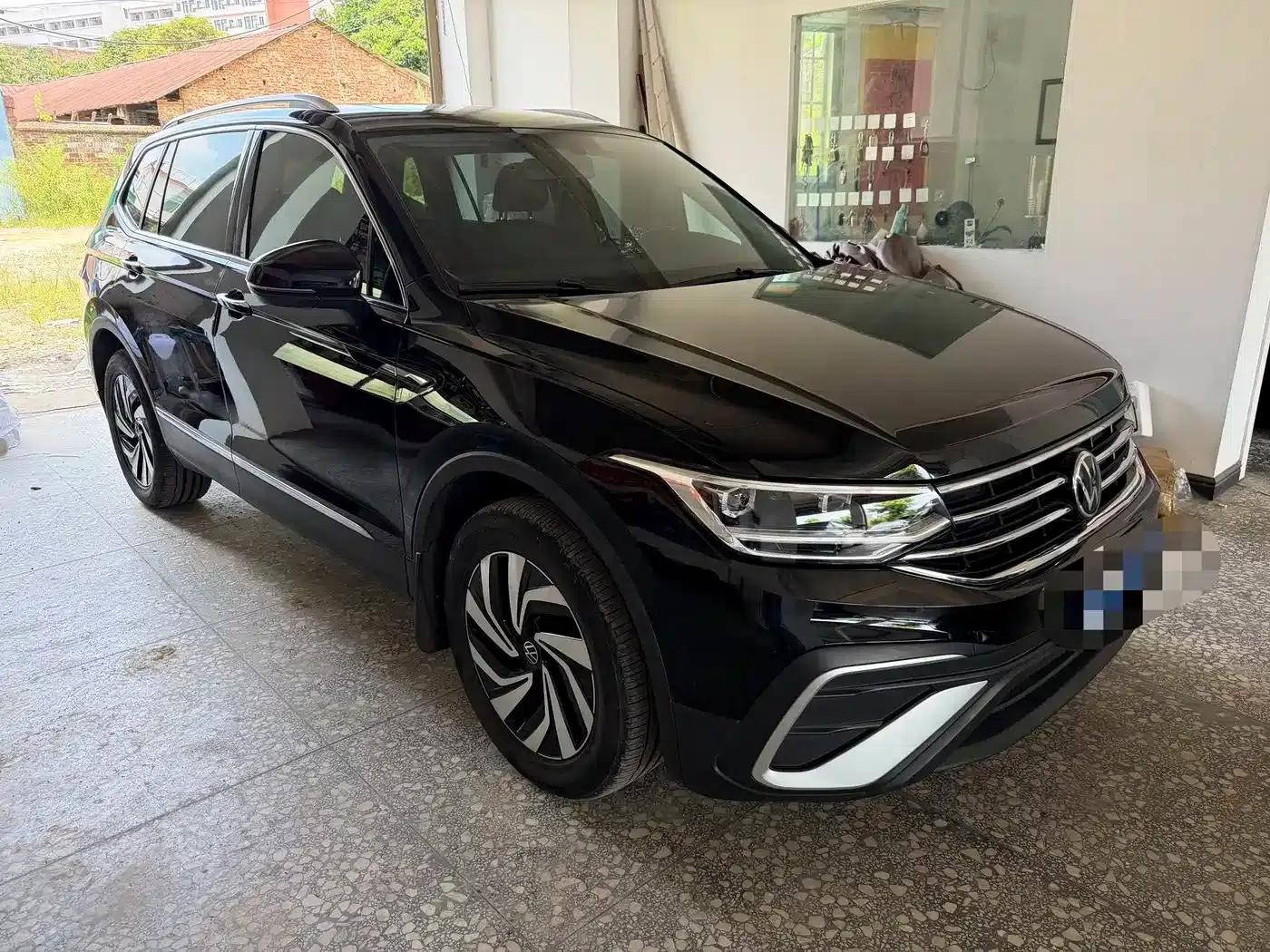 Tiguan L 2023 280TSI Automatic 2WD Trendy Limited Edition — миниатюра 3