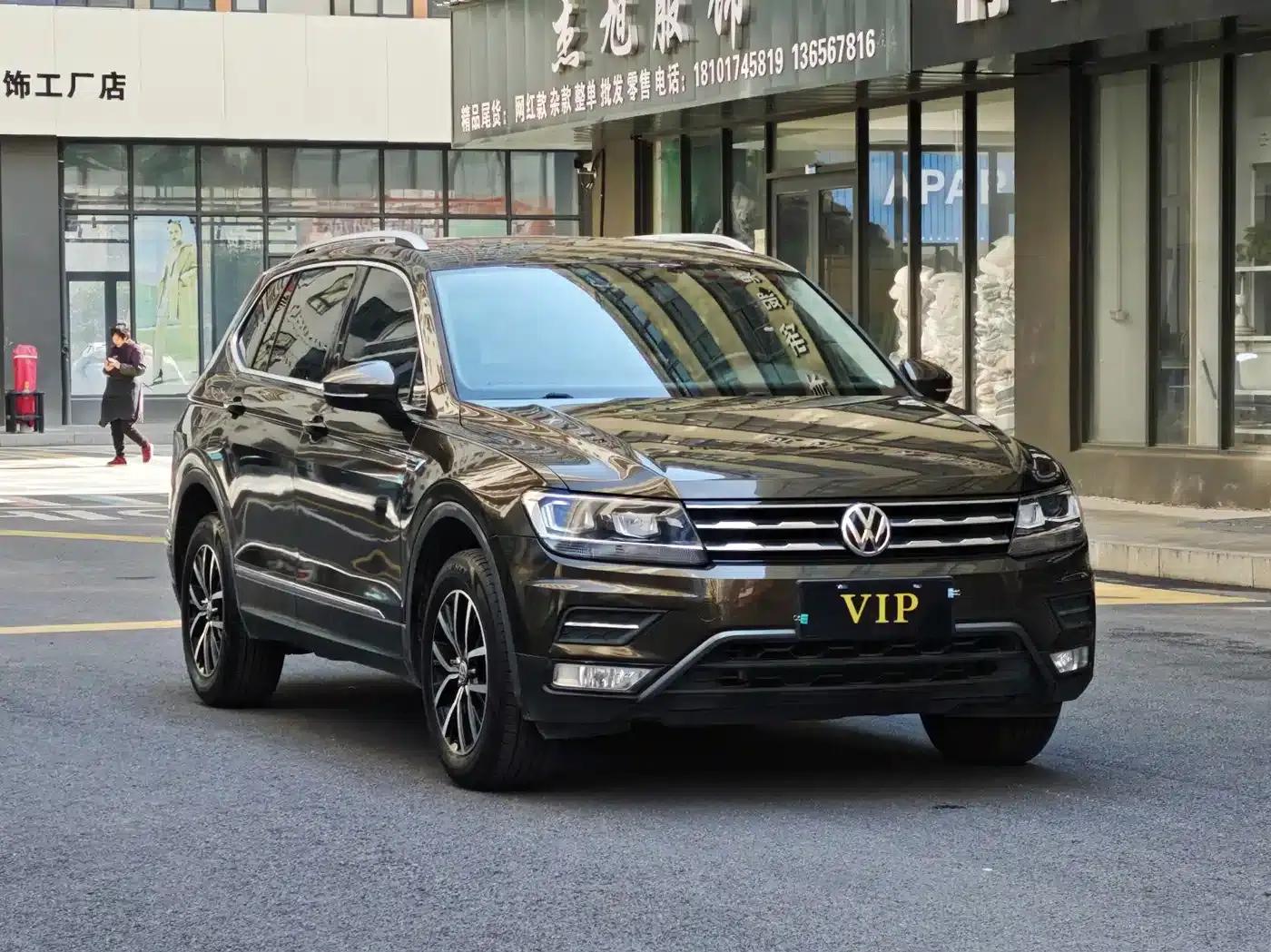 Tiguan L 2018 330TSI Automatic 2WD Luxury Edition — миниатюра 3