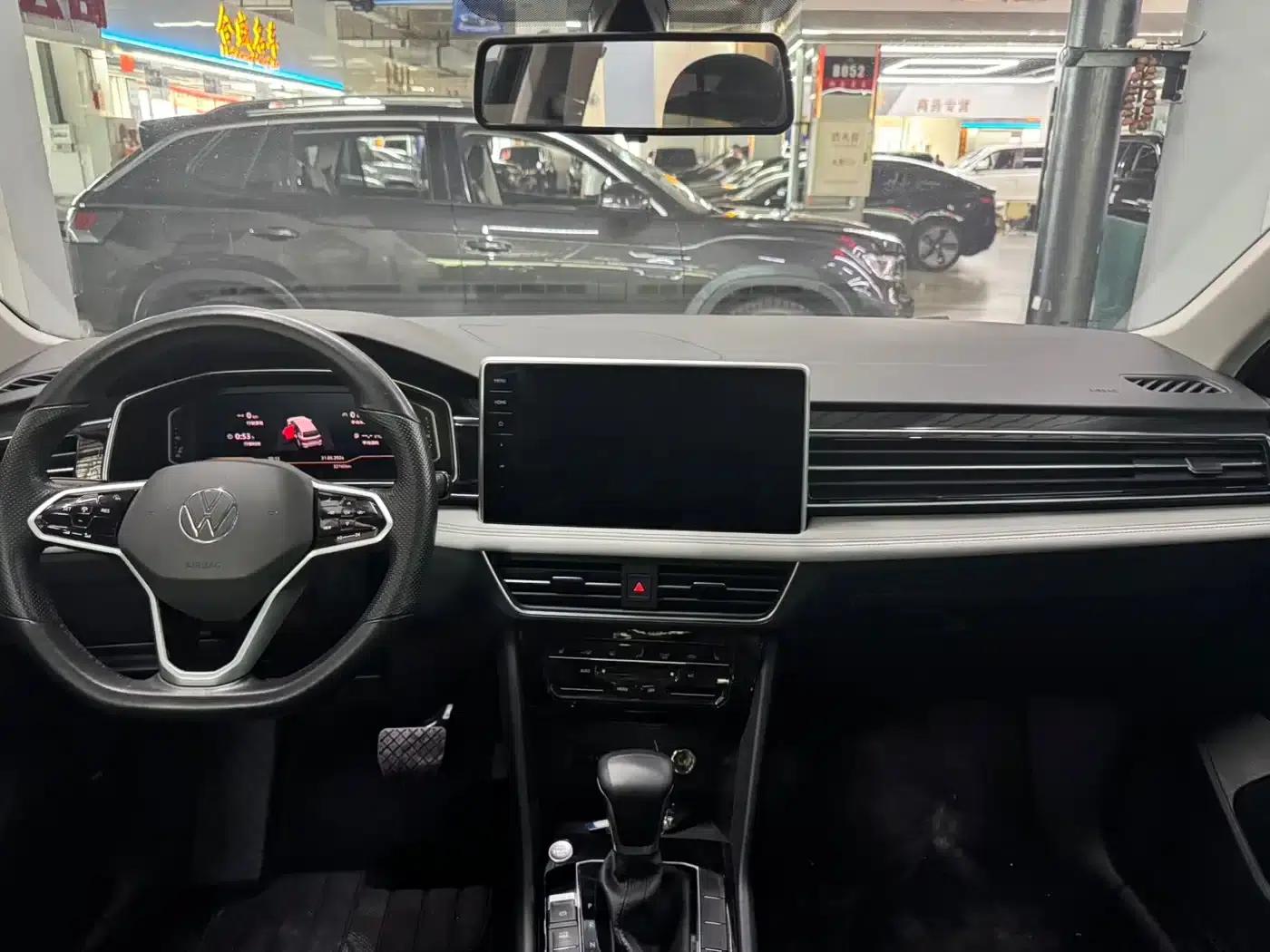 Tiguan L 2023 280TSI Automatic 2WD Trendy Limited Edition — миниатюра 13